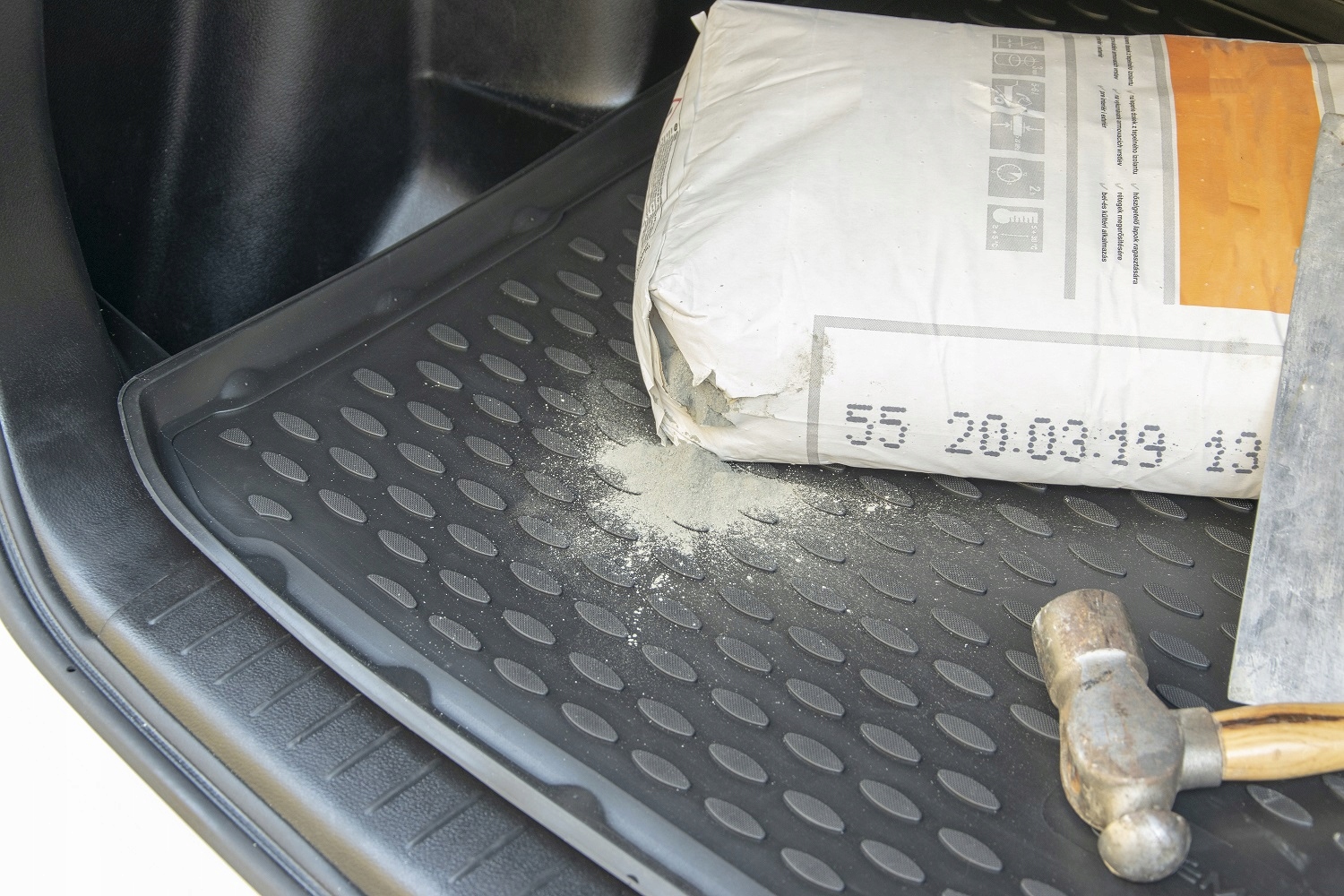 MATA WKLAD BAGAZNIKA MERCEDES E-CLASS B W213 OD 2016 - 2023 Producent J&J Automotive