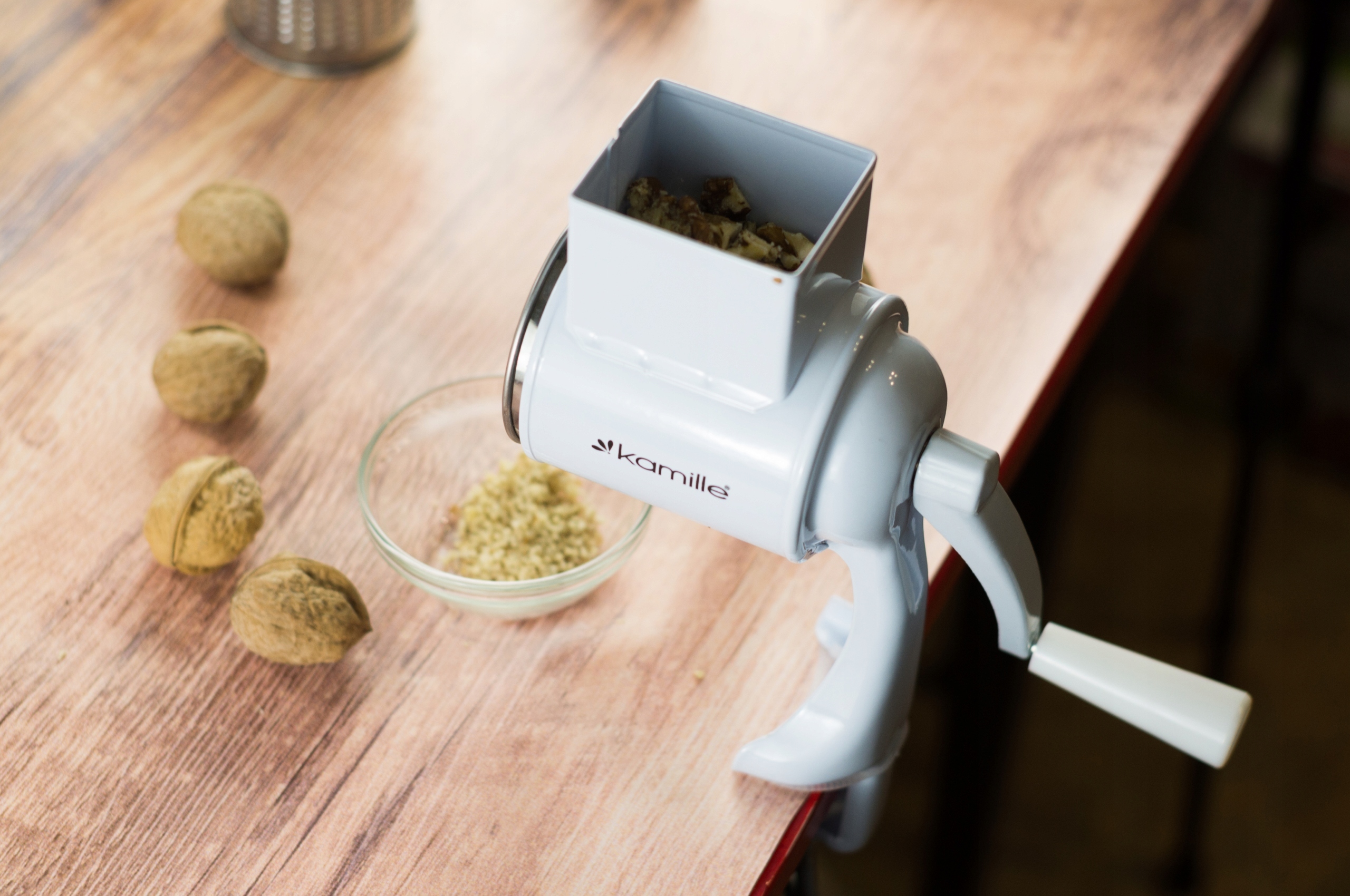 MASZYNKA DO MIELENIA ORZECHÓW BAKALII SERA TARKA WIELOFUNKCYJNA KAMILLE Kod producenta KM6503