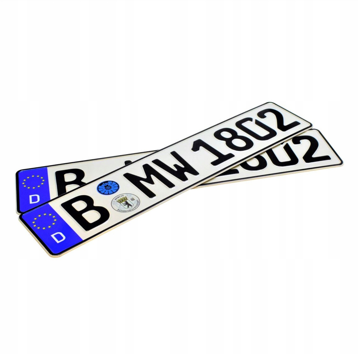 Niemieckie tablice rejestracyjne z naklejkami