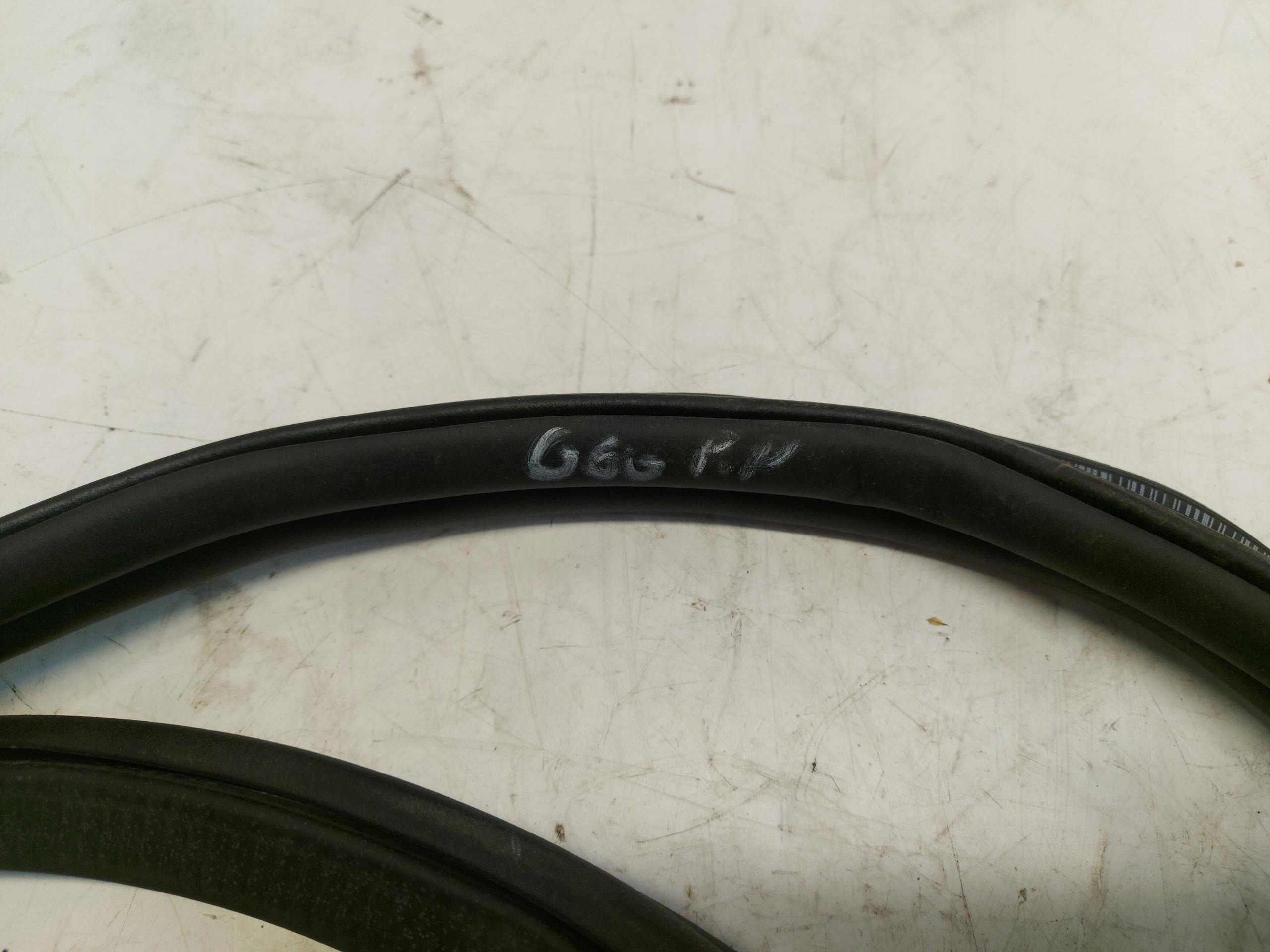 BMW 5 G60 gasket door front right 5A05896
