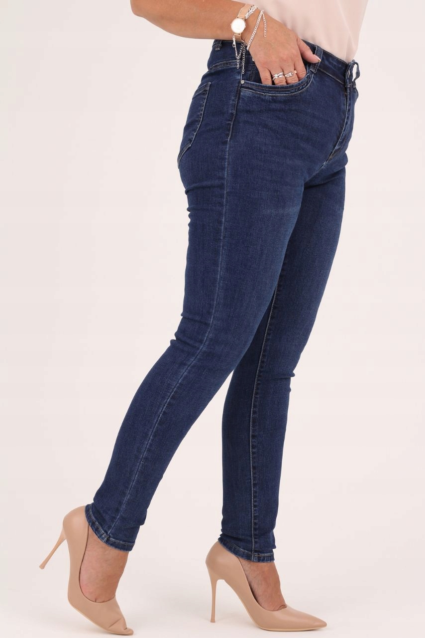 JEANSY DAMSKIE PROSTE NOGAWKI DUŻE ROZMIARY BAWEŁNIANE SPODNIE JEANSOWE Kolor niebieski