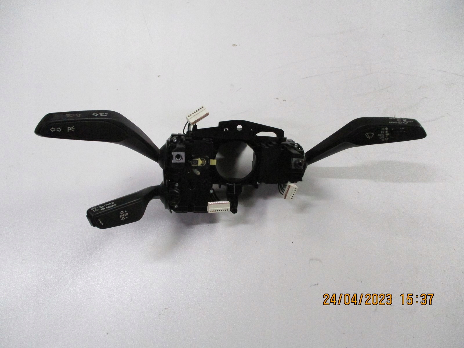Commodo essuie glace AUDI A3 8V 8V0953521HB