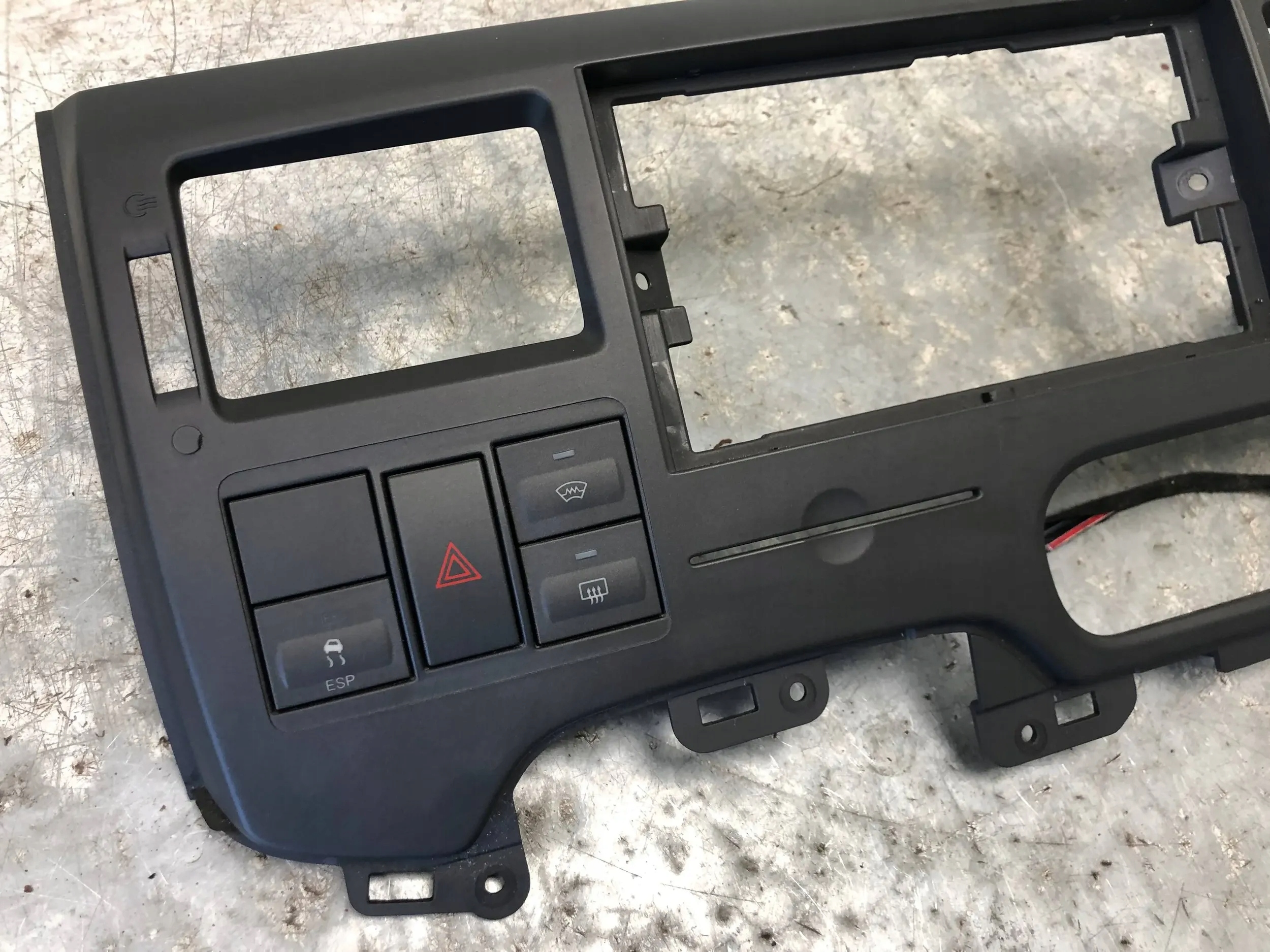 Châssis PANEL Console FORD TRANSIT CONNECT MK2 LIFT 6C11-V047A04-A