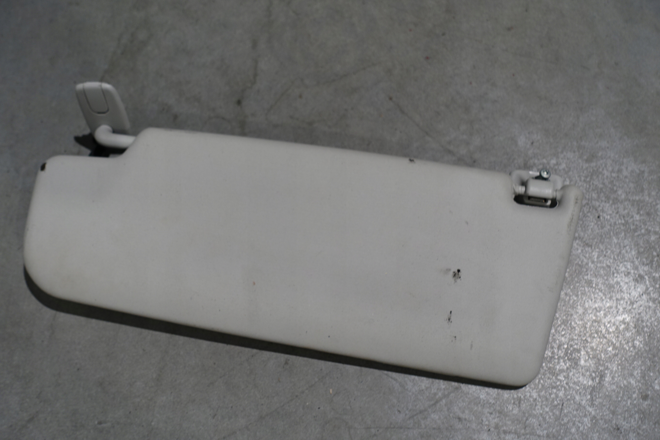 солнцезащитный козырек vw Golf V 1K0857552