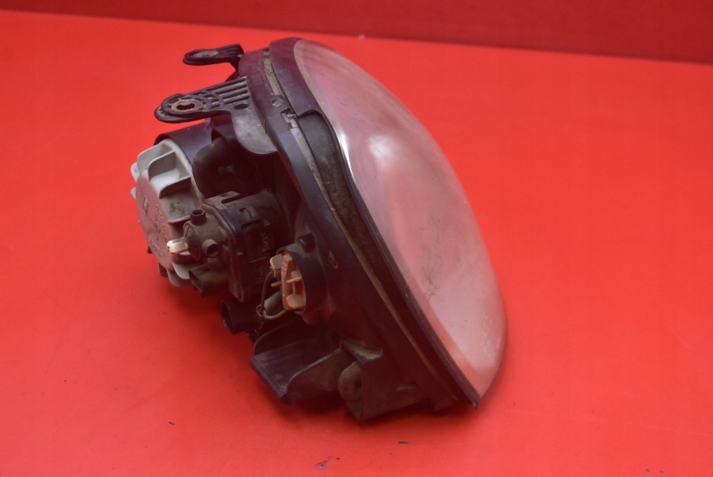 REFLEKTOR right light front EU HYUNDAI SANTA FE 1 and 00-04