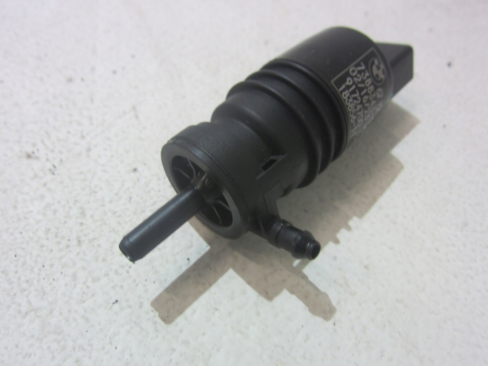 BMW X3 F25 E90 E60 E90 F30 pump washers 7388343 original