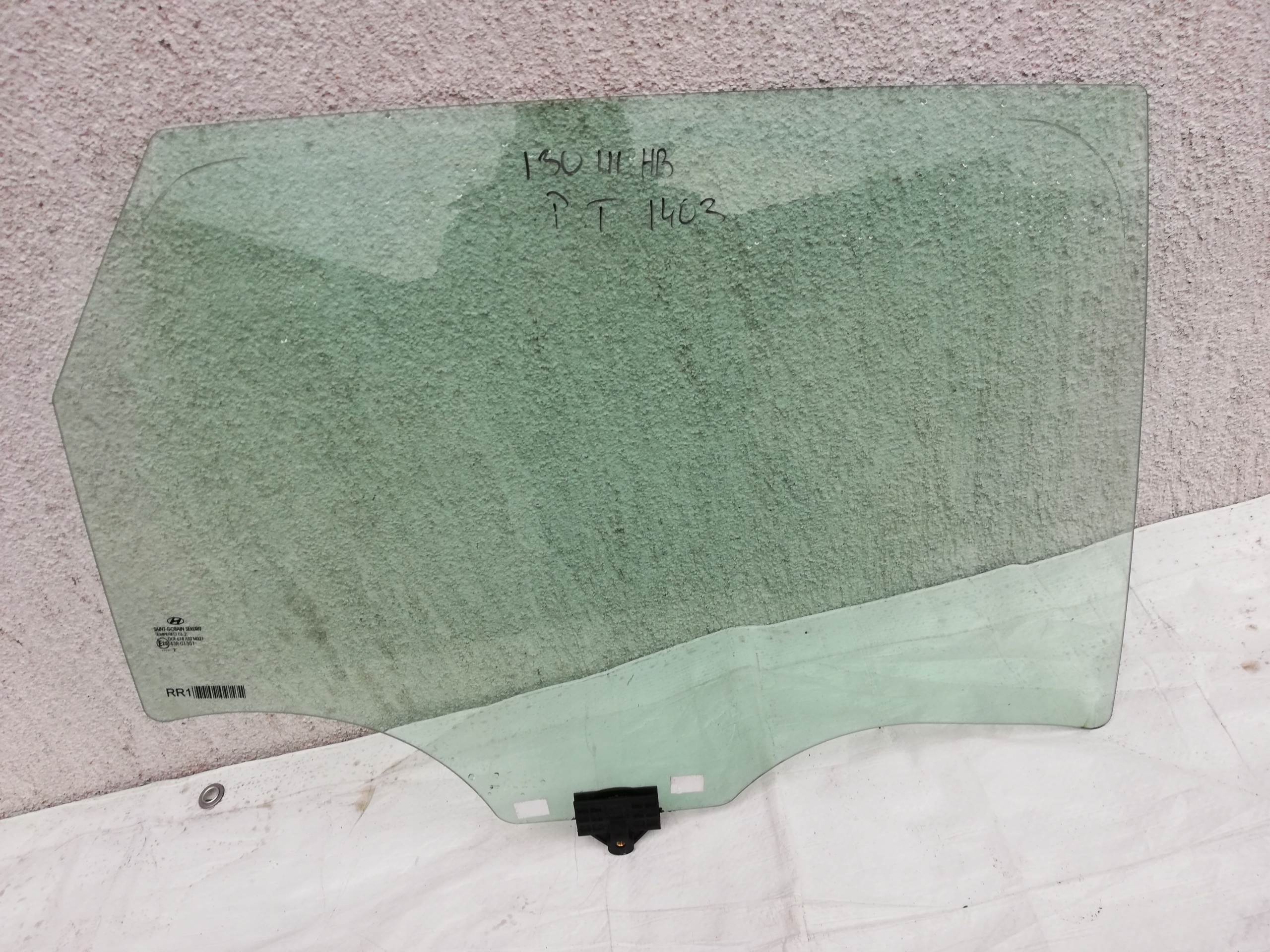 Скло праве заднє Заднє HYUNDAI i30 III HB