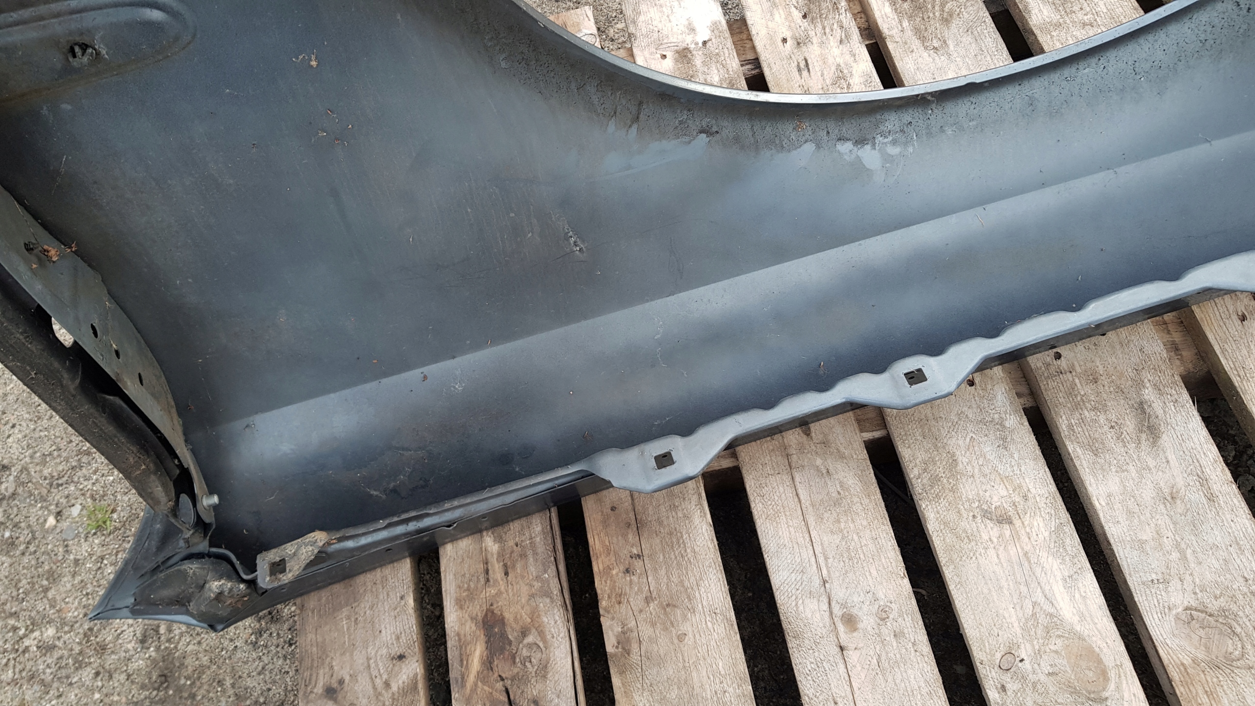 MERCEDES W211 fender right front 368 LADNY