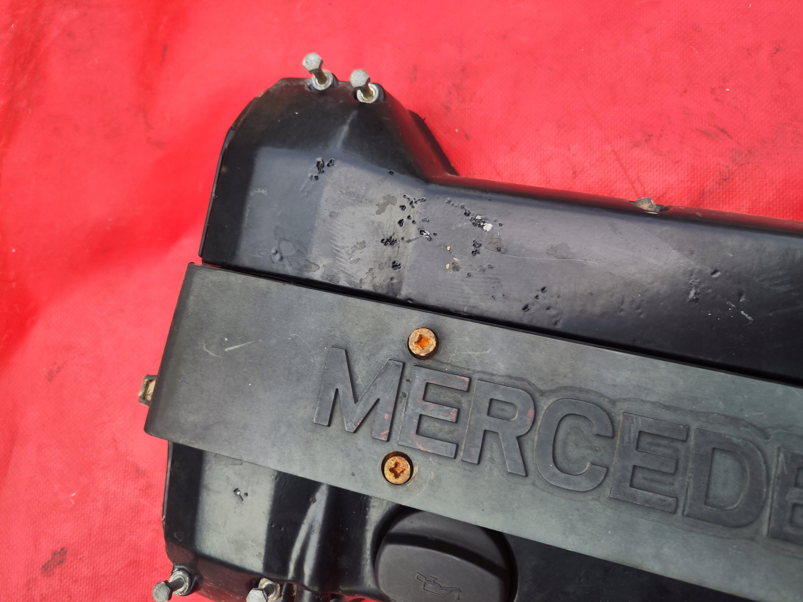 Abdeckung der Ventile MERCEDES W124 W140 3.0 E 300SE 320 1040160405