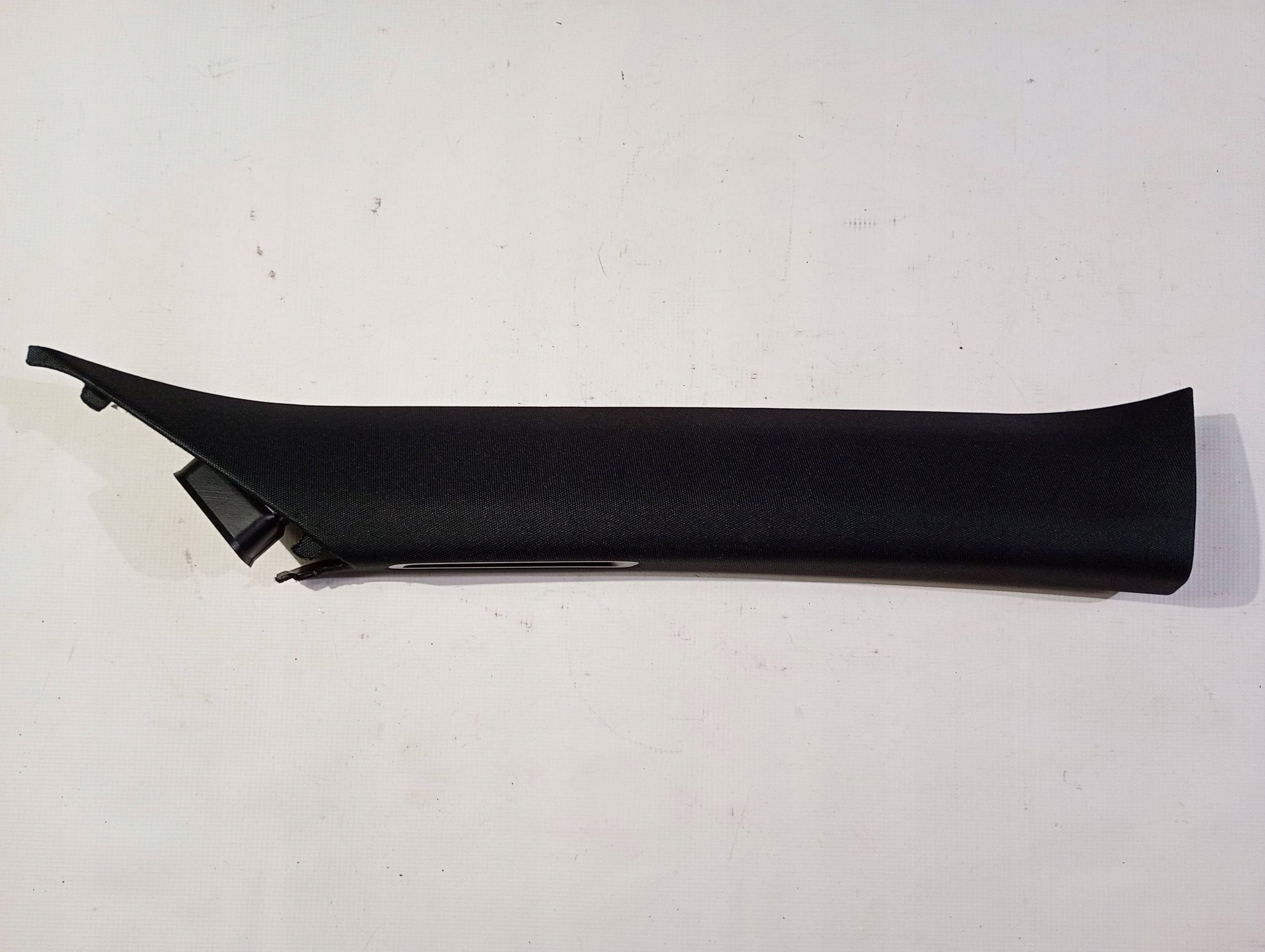 side slupka A cover right side Ford Explorer VI 3.0 ST 2020