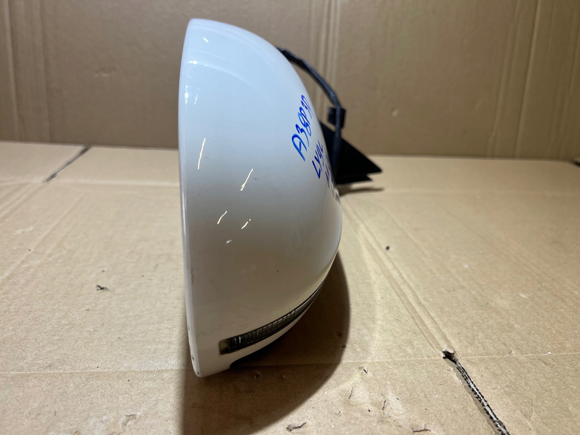 AUDI A3 8P 3D LIFT LY9C mirror right 6PIN