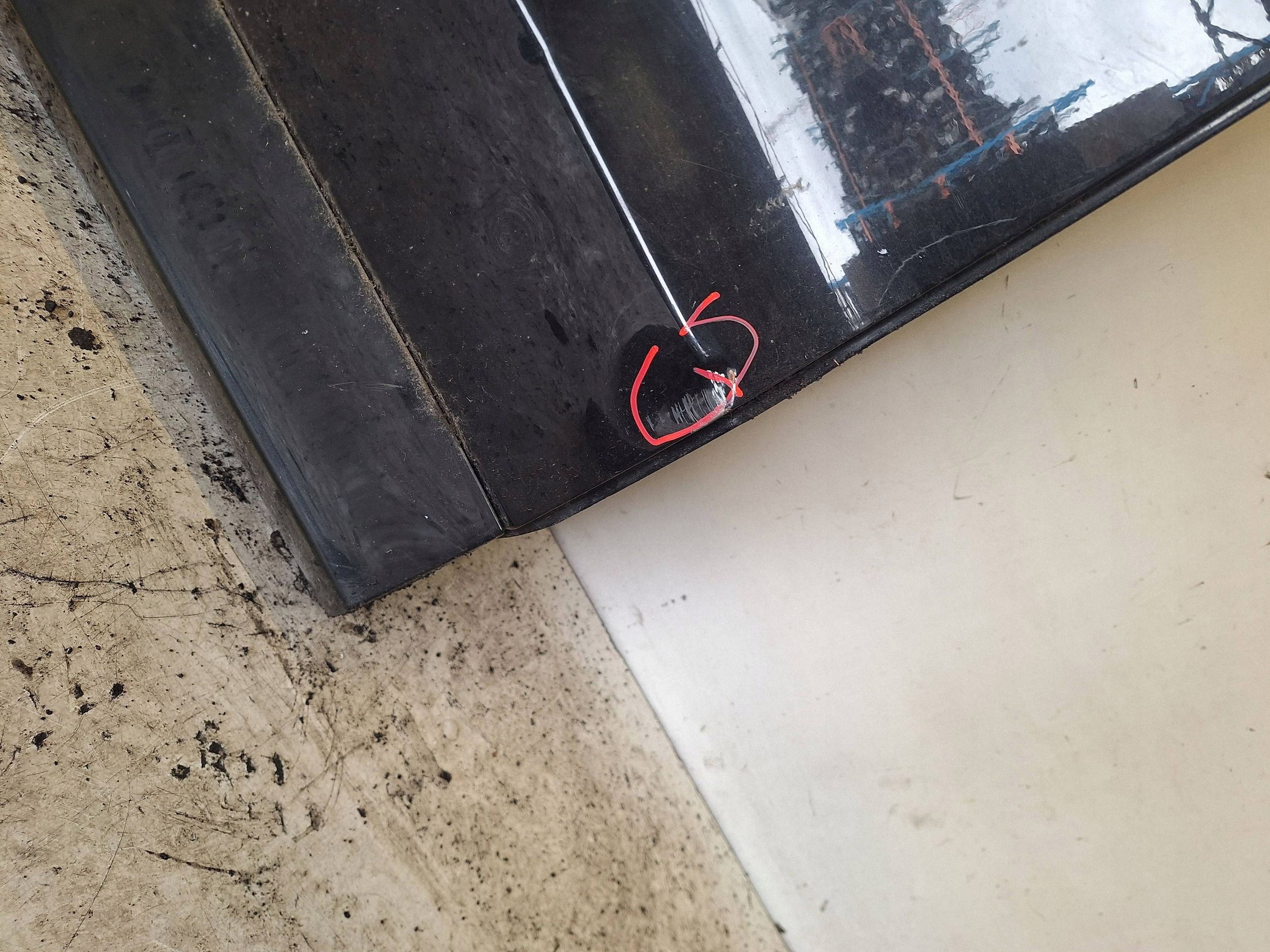 AUDI Q3 8U 11-14 door right rear part