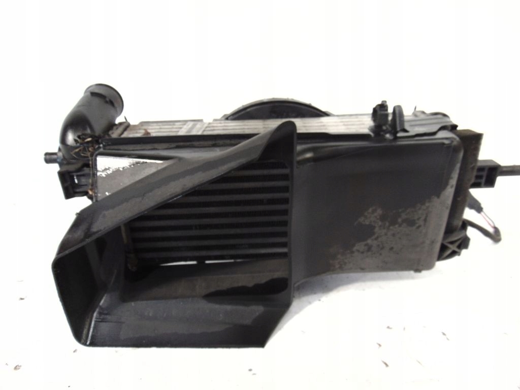 INTERCOOLER WENTYLATOR FORD FOCUS MK3 1.0 EcoBoost CV61-9L400-VC Producent części FORD