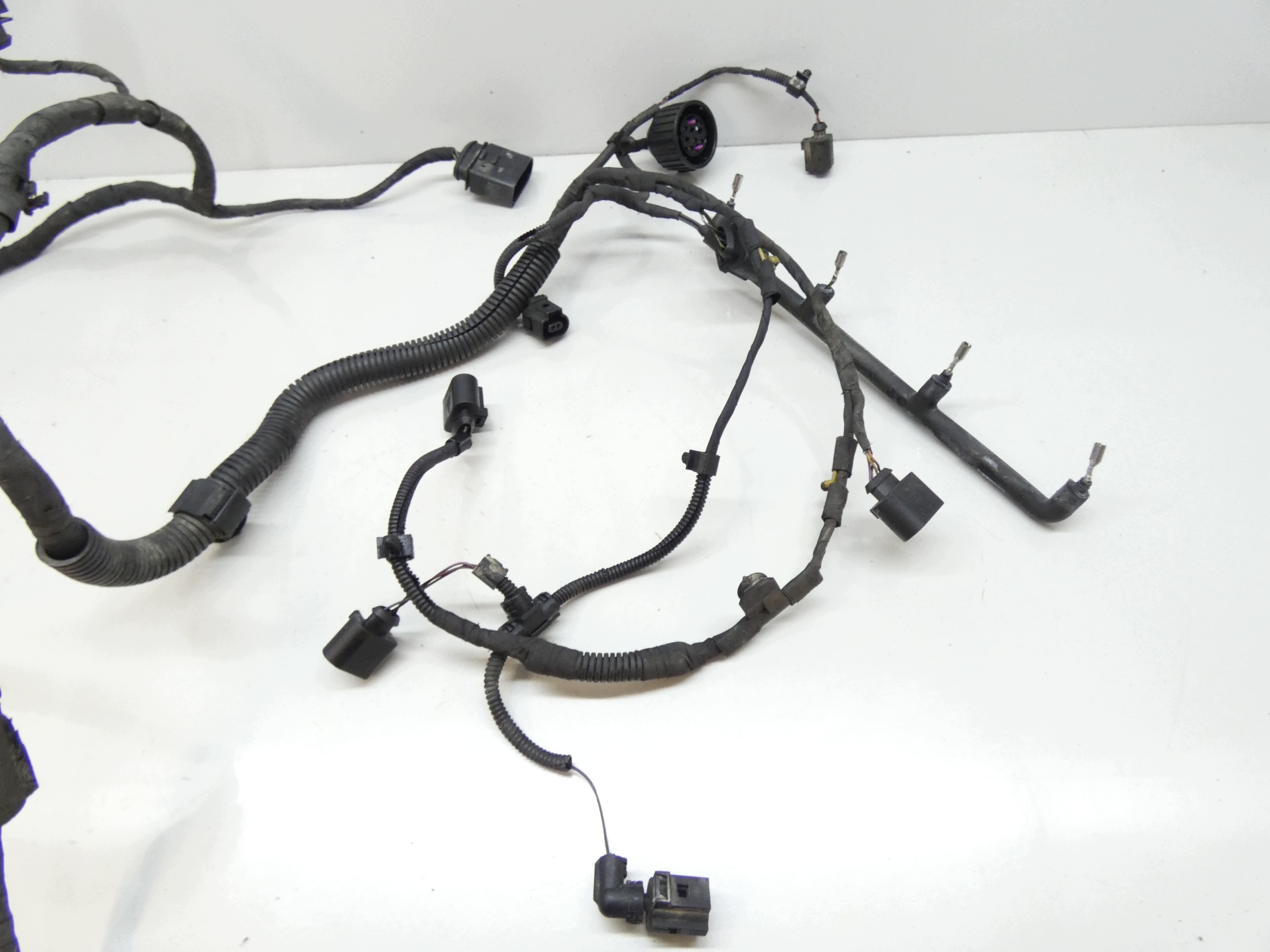 cablaggio cablaggio motore usato VW PASSAT B6 2.0 TDI BMP 05-10
