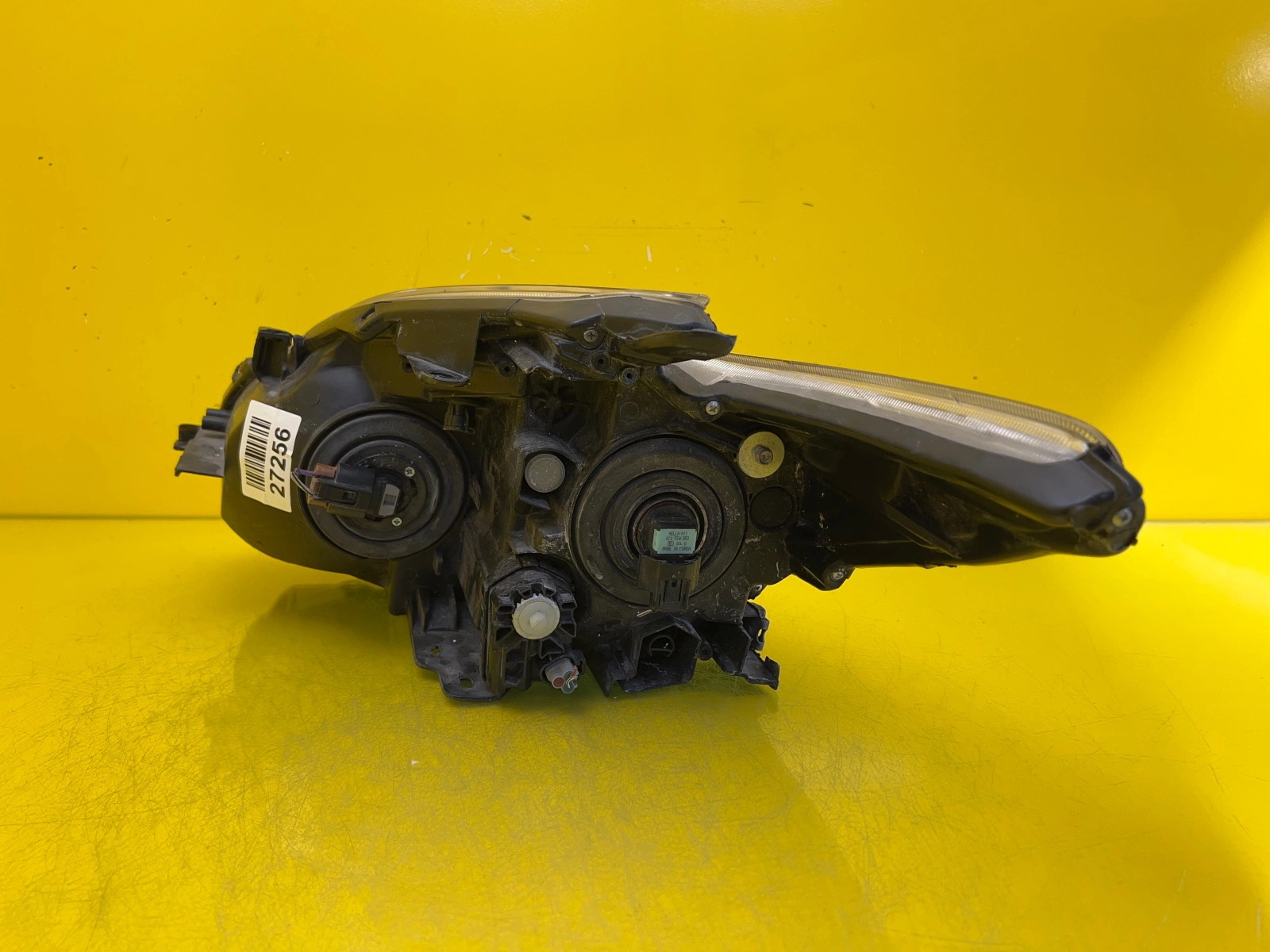 light right Toyota Prius 2012- normal USA