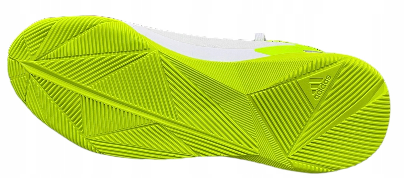 Adidas halówki PREDATOR ACCURACY.3 IN J roz. 34 IE9449 Model Predator Accuracy.3 IN