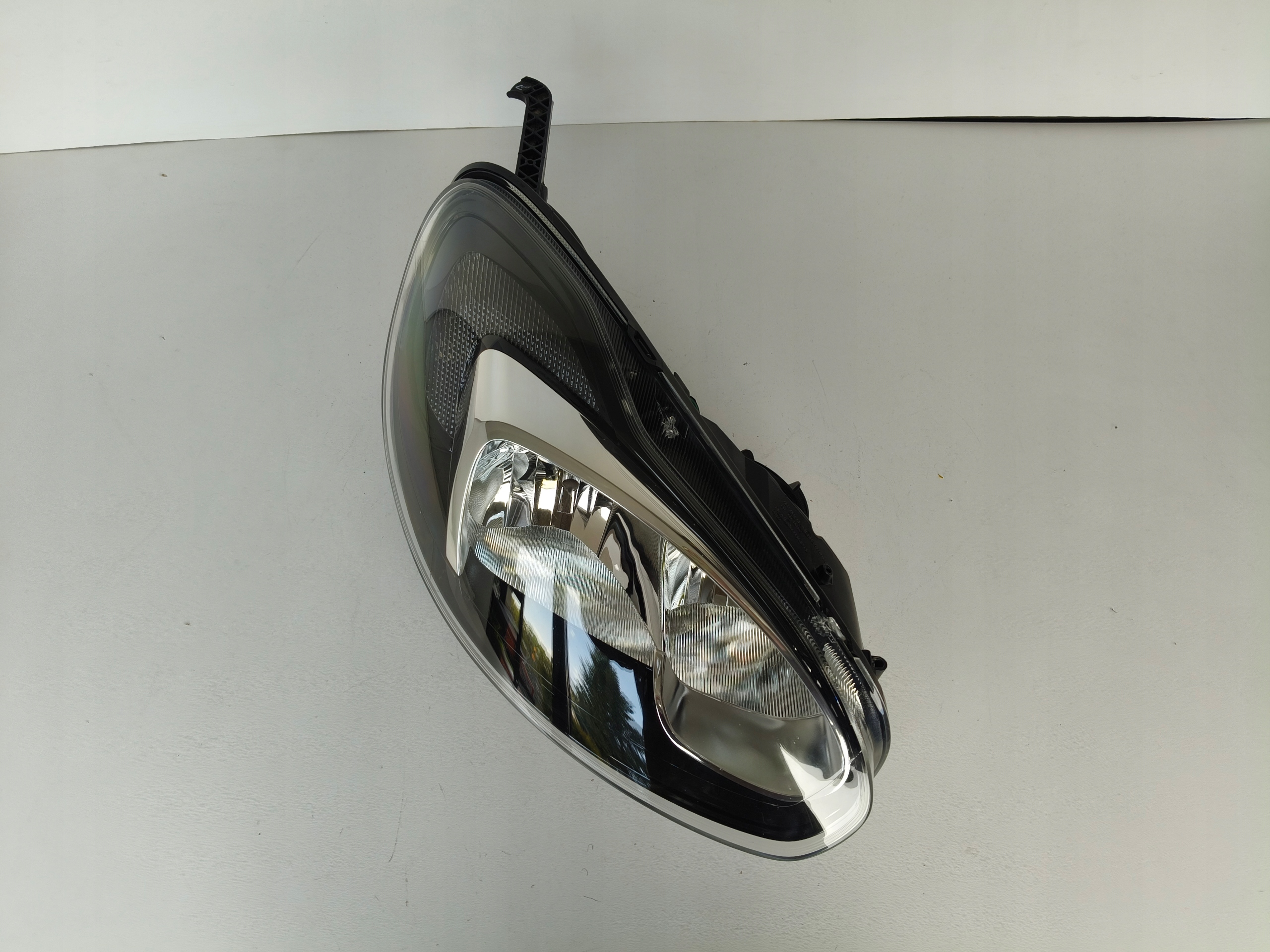 light right REFLEKTOR OPEL ADAM 13- LED