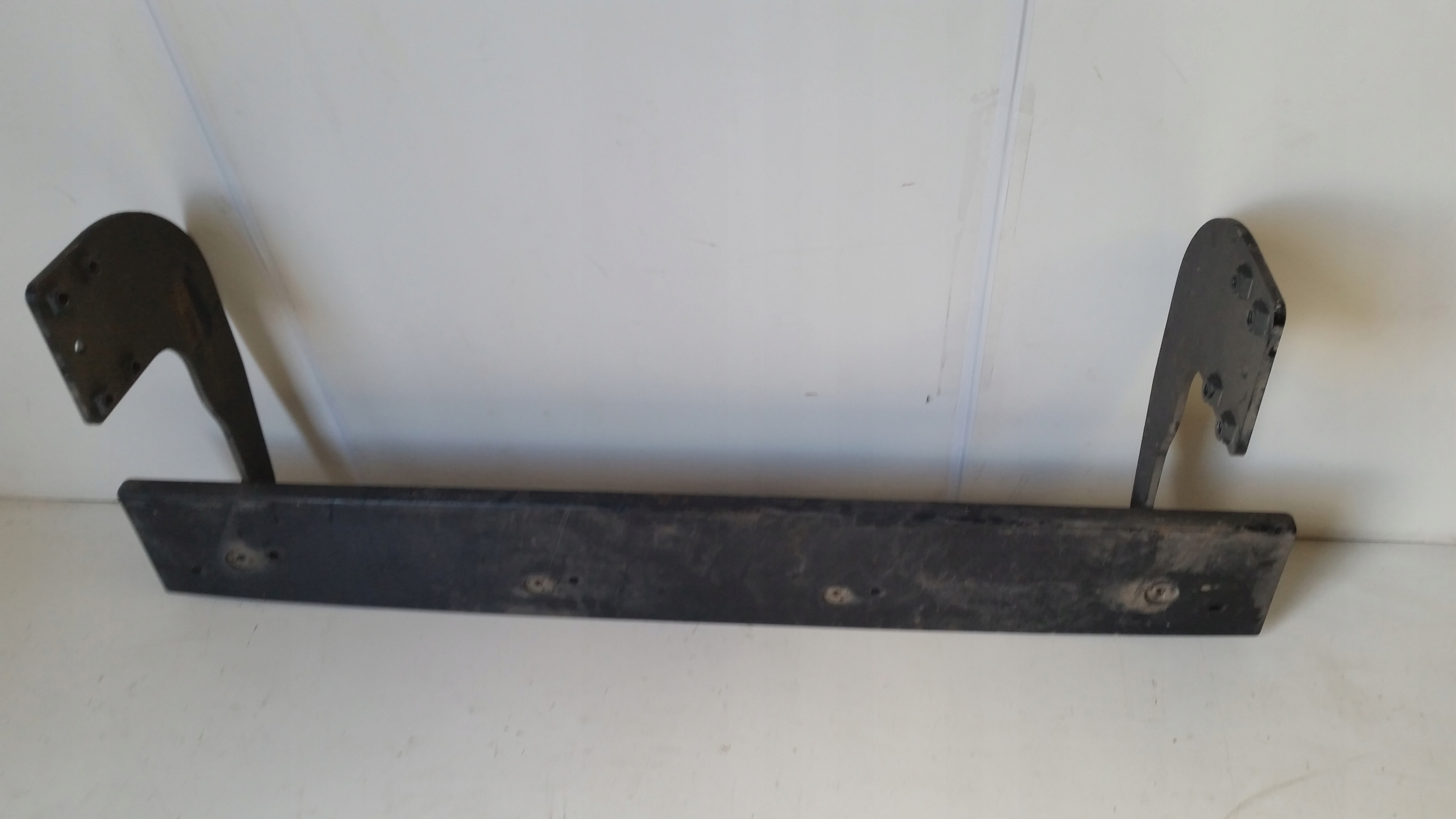 7C0804665e - Ступінь VW Crafter 17>