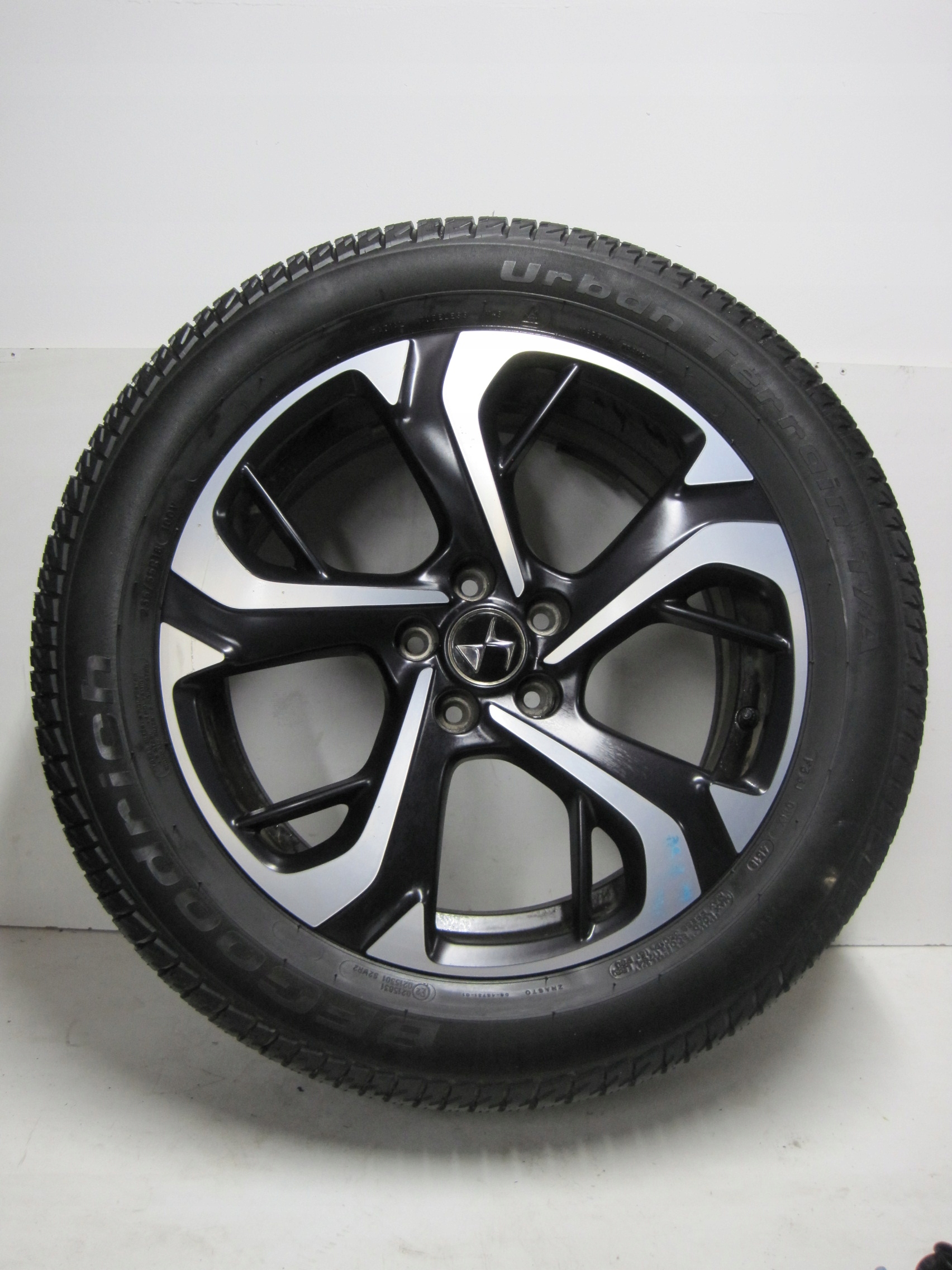 wheels discs tyres CITROEN DS7 R18 M+S 18R