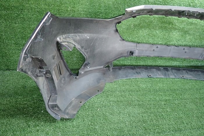 FORD FIESTA MK8 VIII 17- Frontstoßstange vorne