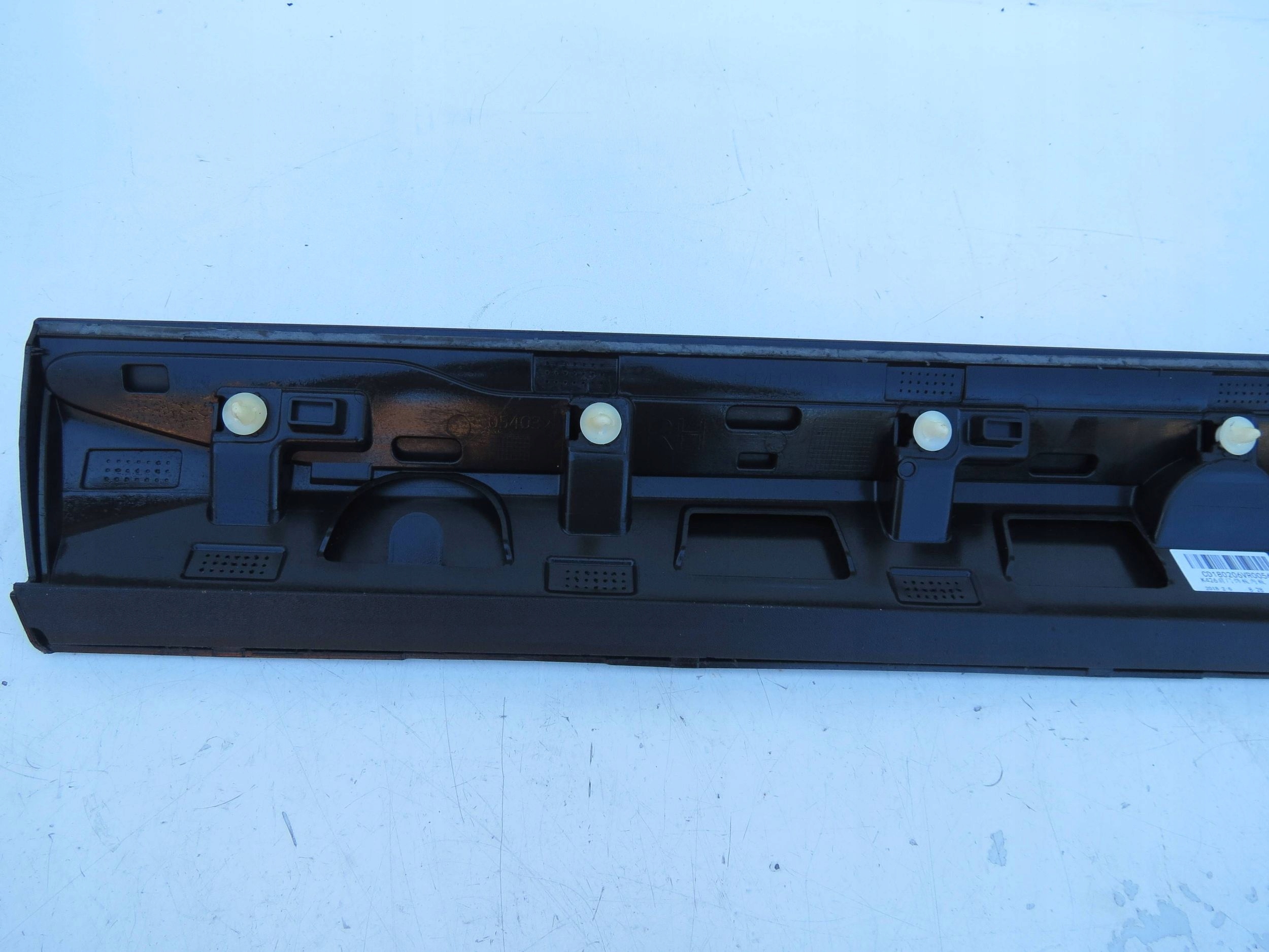 moulding door right front VOLVO XC60 II 32208739