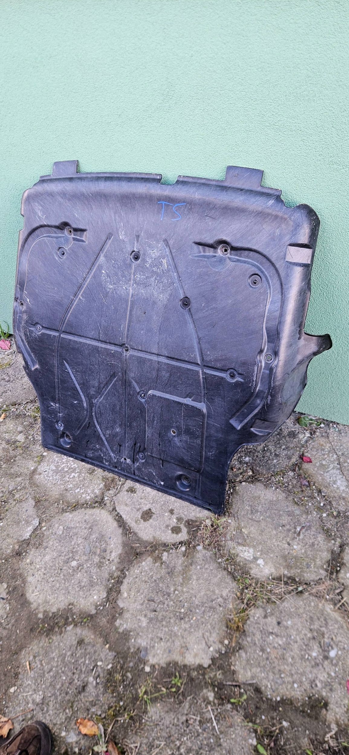 VW Transporter Multivan 03- T5 cover lower cover below engine 7H0805687E