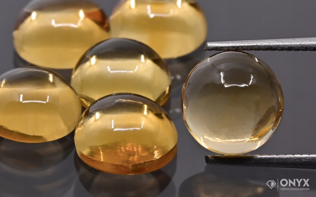 Citron kabošon kulatý fi 10 mm