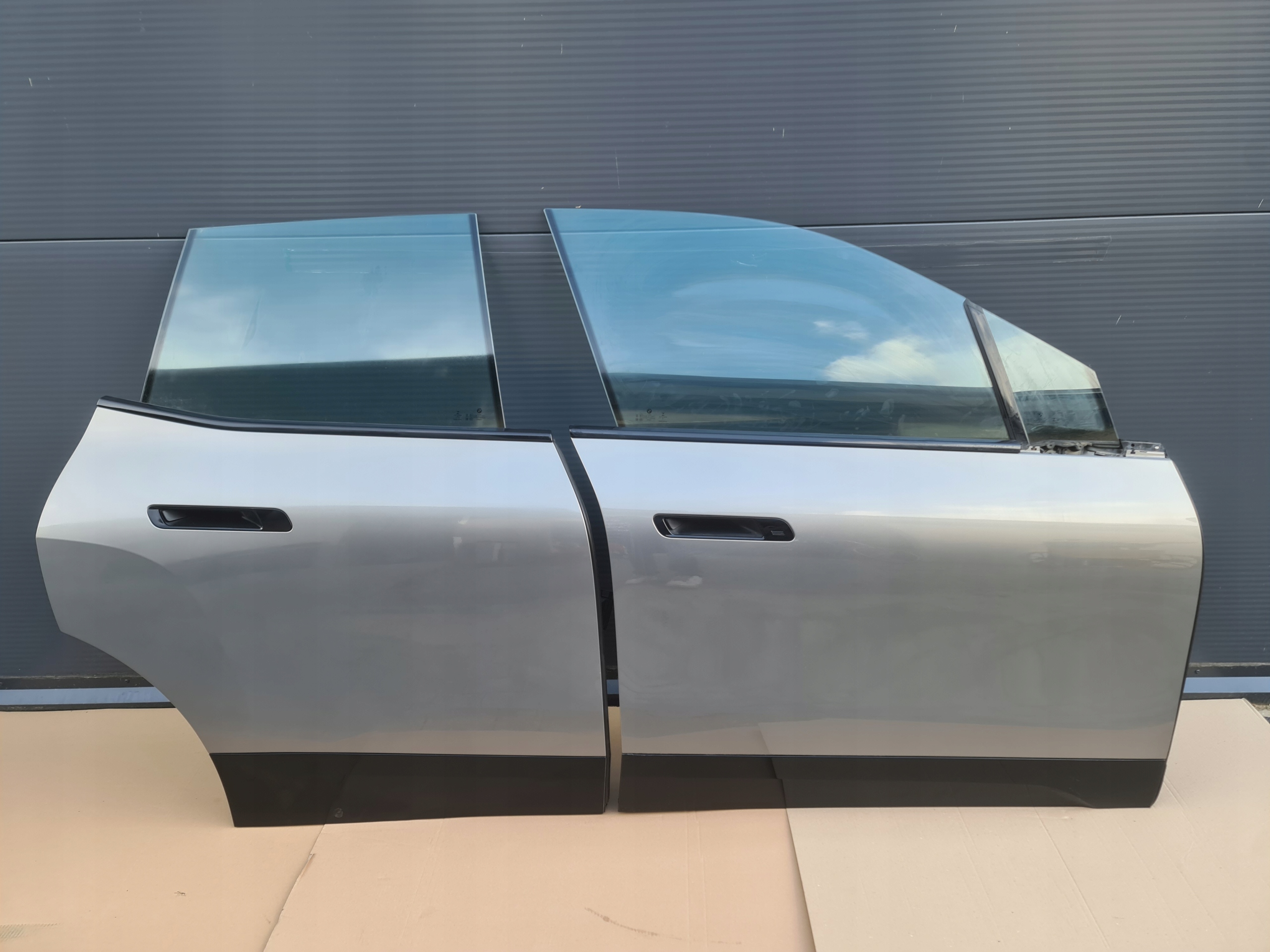 BMW IX I20 DRZWI PRAWE PRAWY PRZÓD TYŁ C4A