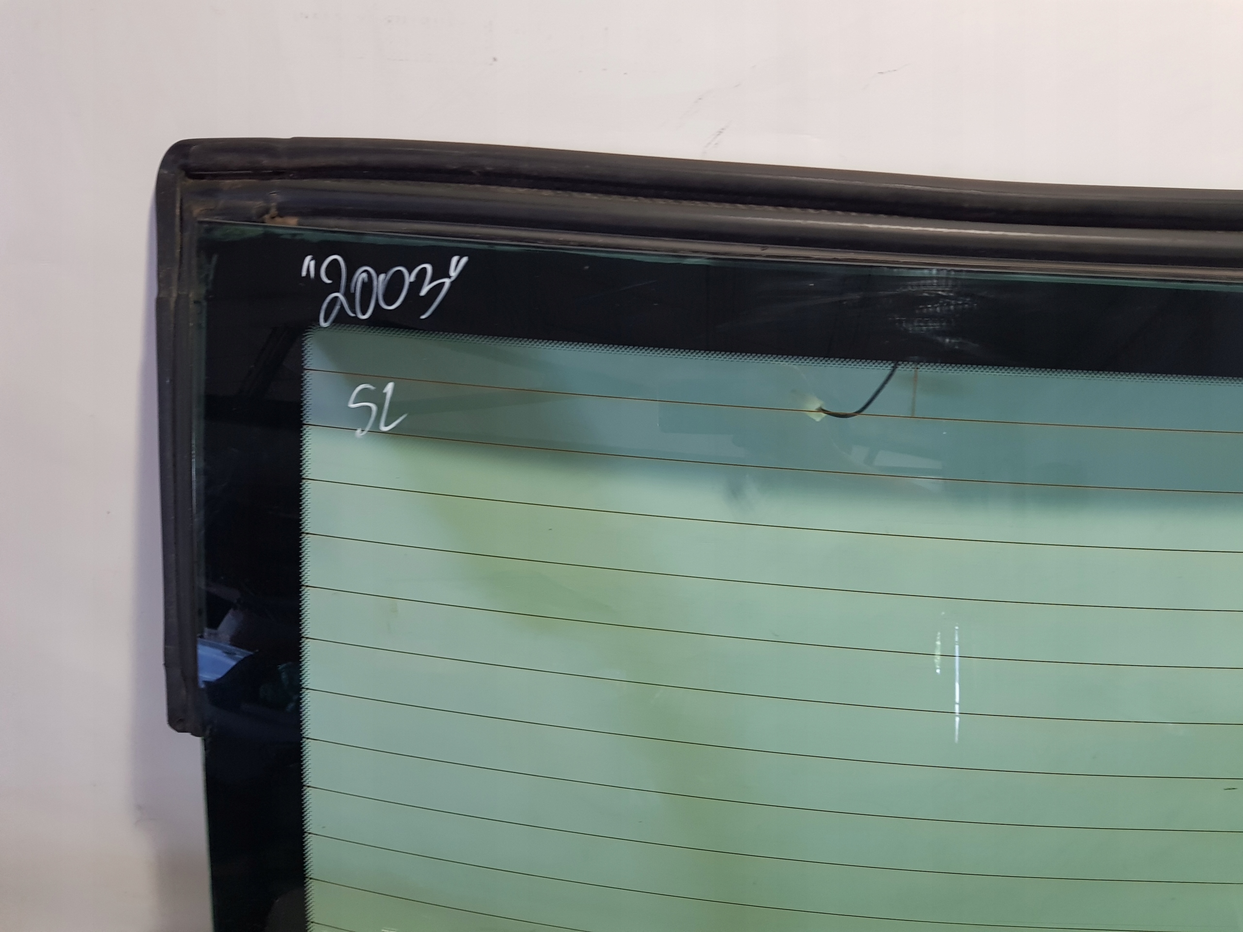 MERCEDES SL R230 W230 window rear rear part