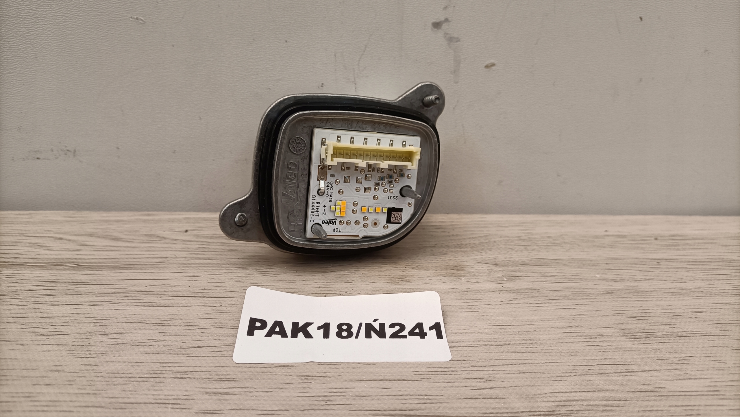 OPEL CORSA F right module lights LED JEZ control unit B144482-C PAK18/N241