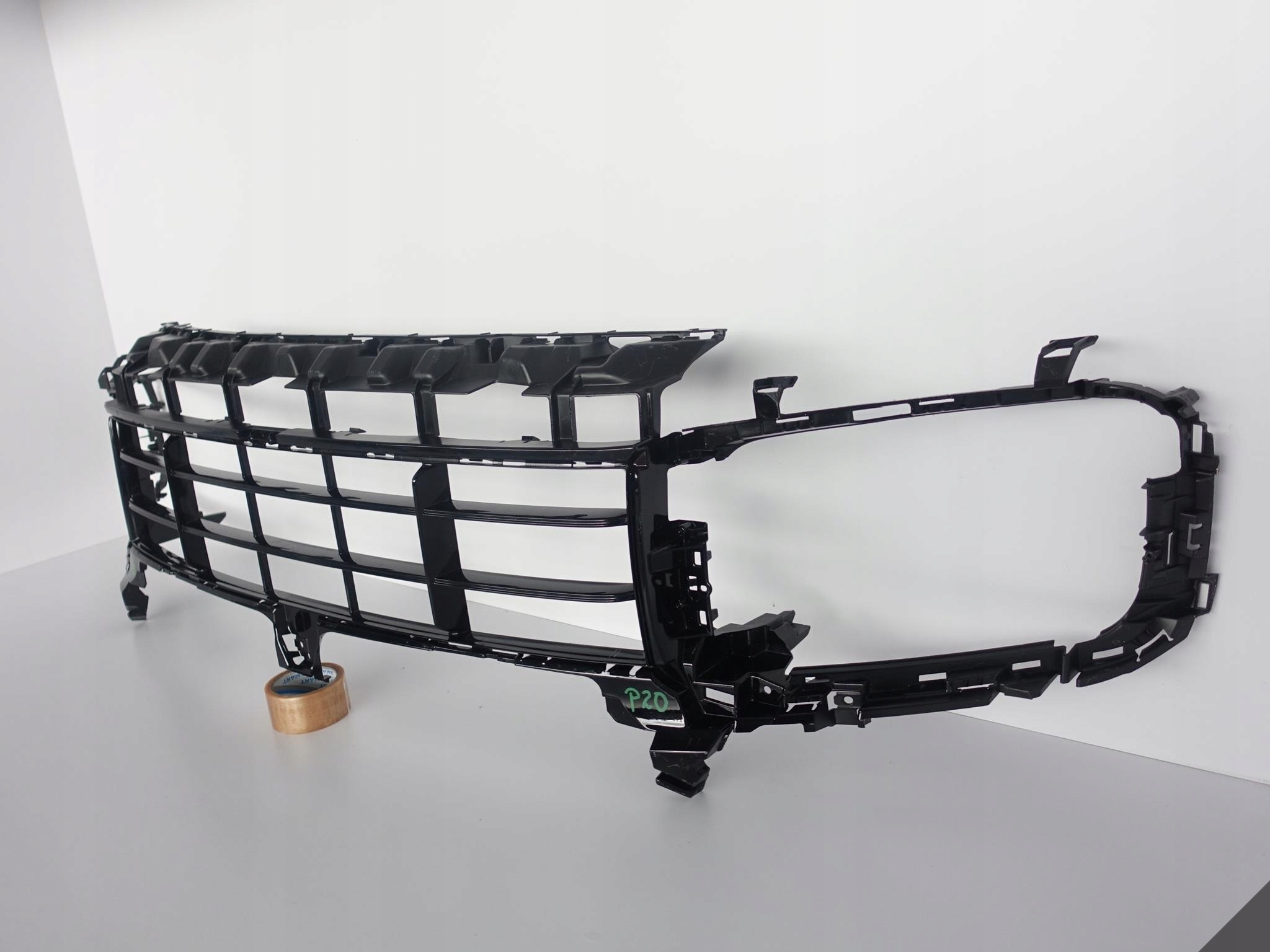 PORSCHE CAYENNE 9Y0 TURBO 18-22 grid grille