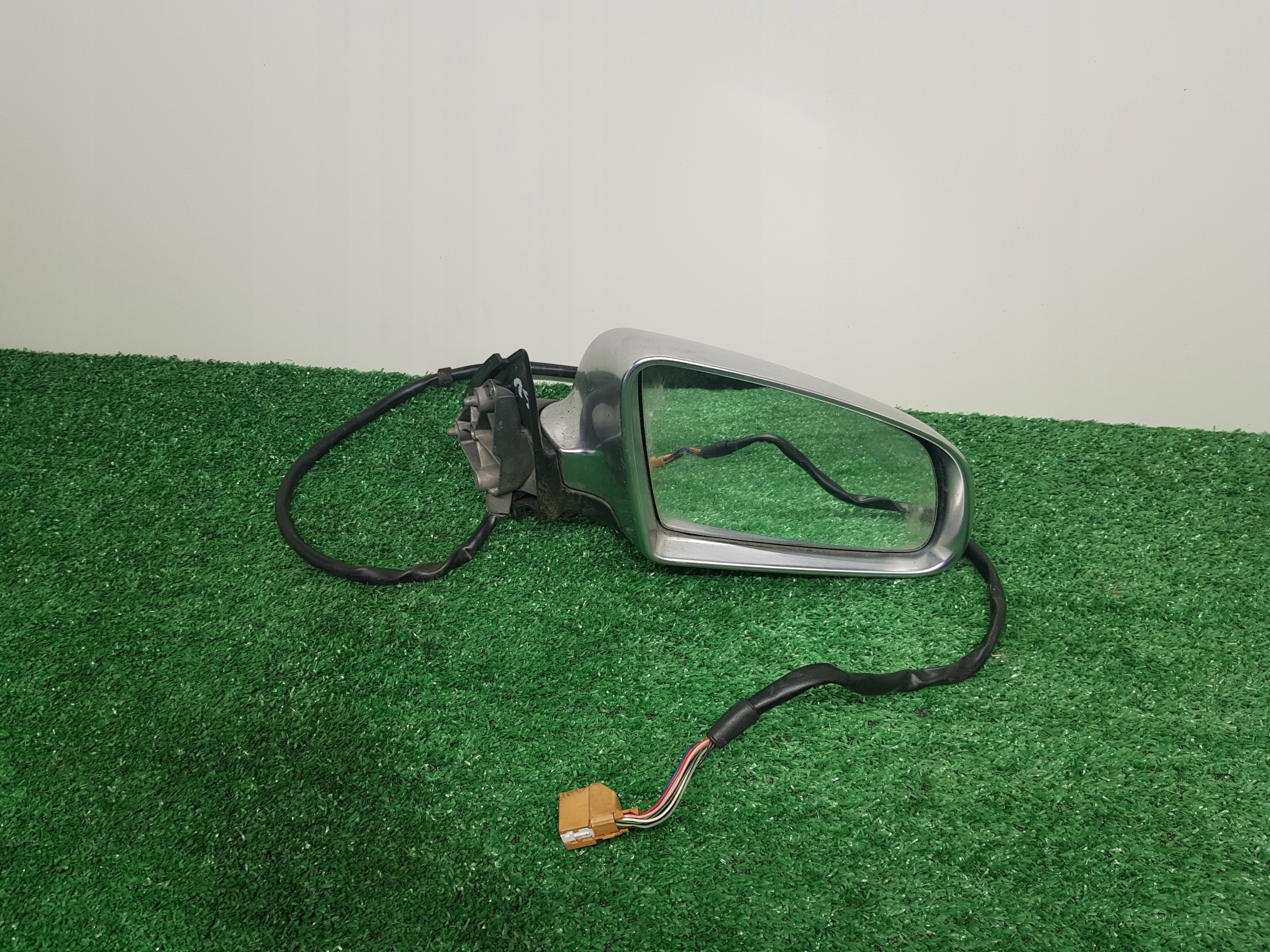mirror right electrics AUDI A4 B6 14 PIN CHROM E1010681