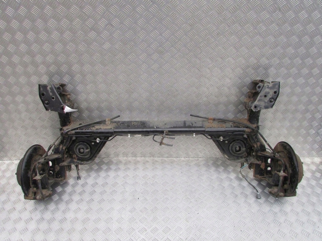 BELKA OŚ TYŁ TYLNA 1.5 DCI NISSAN JUKE 13R