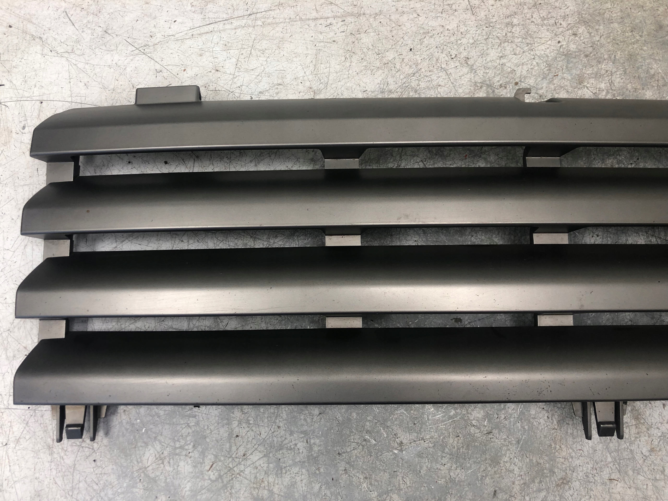 Grill Grill LAND ROVER 7009910