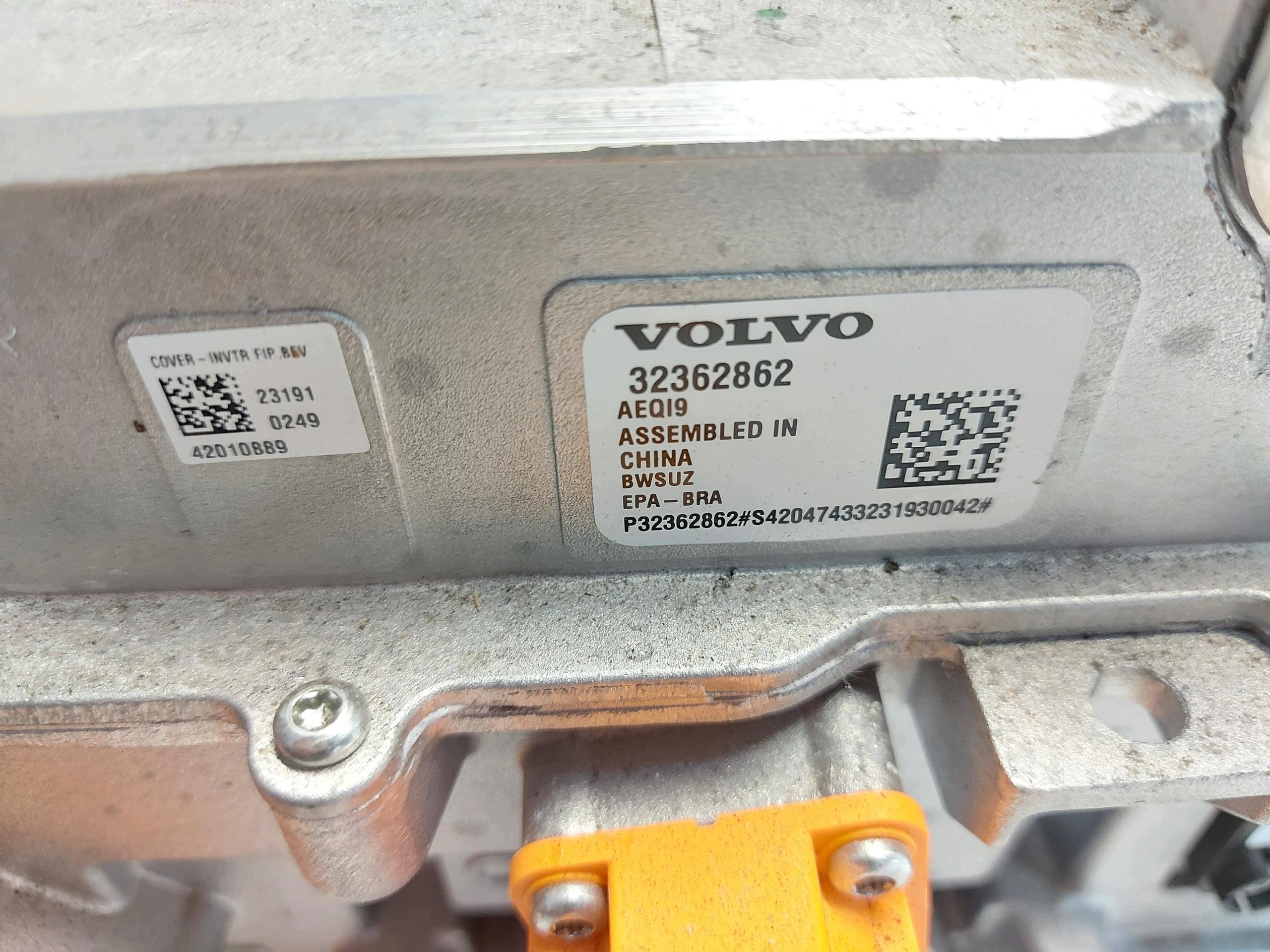 VOLVO XC40 LIFT Inwerter di tensione 32362862