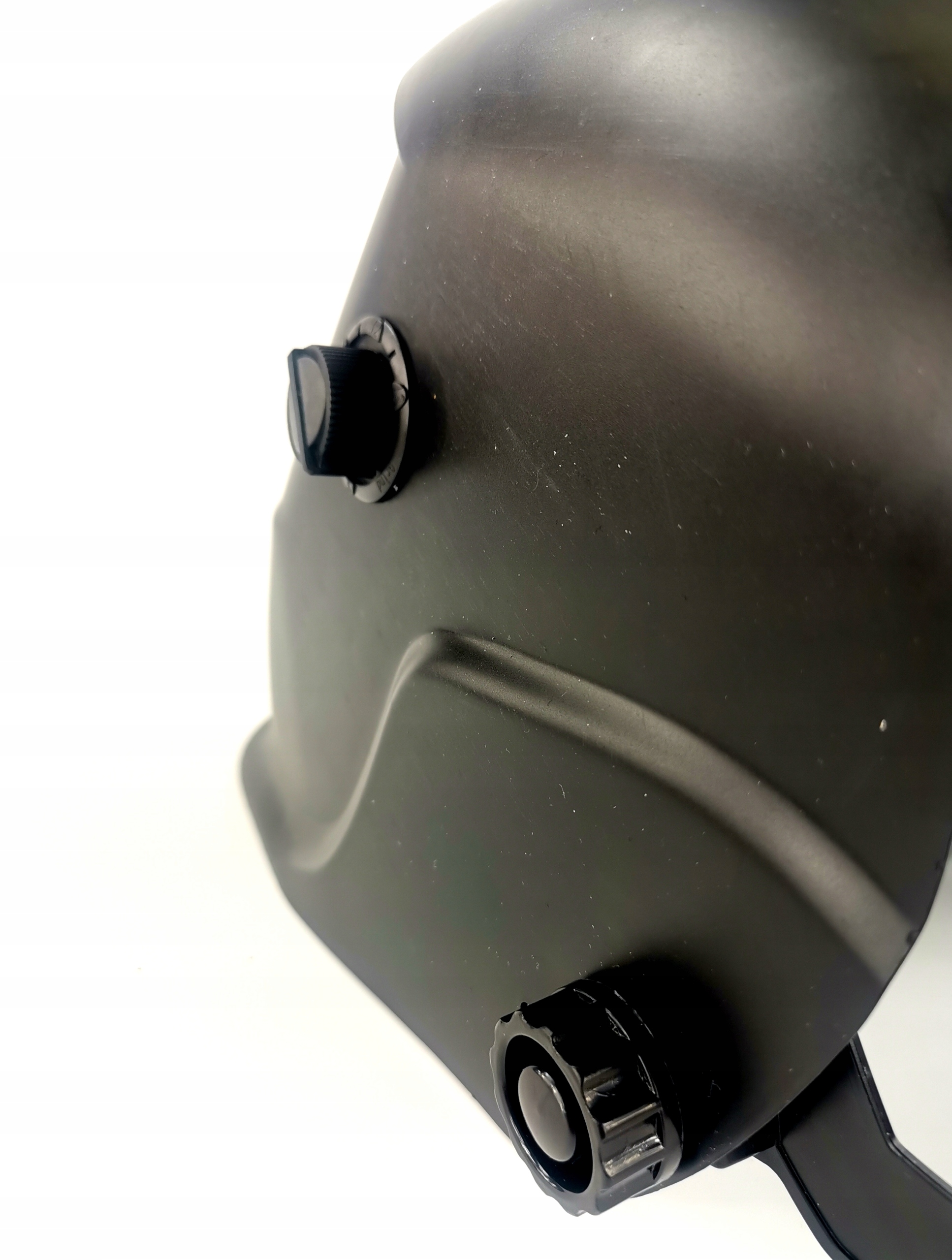 MASKA SPAWALNICZA AUTOMATYCZNA PRZYŁBICA SAMOŚCIEMNIAJĄCA FILTR TRUE COLOR Informacje o bezpieczeństwie CE