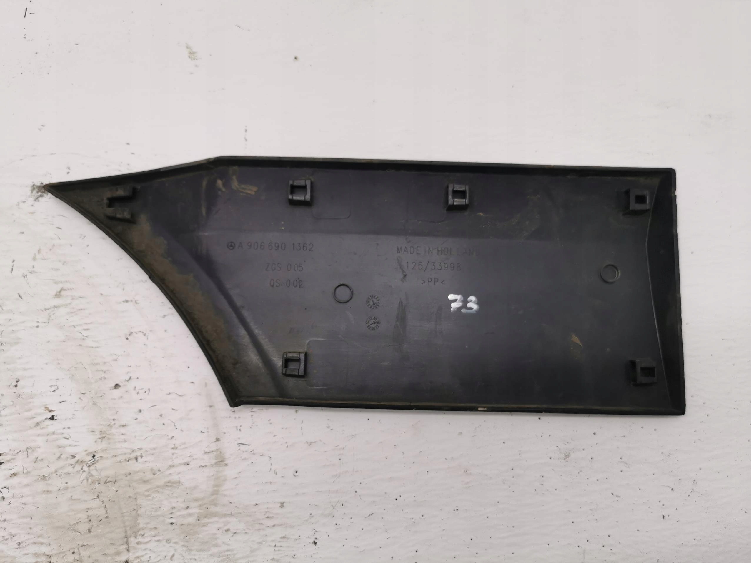 moulding left rear part MERCEDES SPRINTER W906 A9066901362