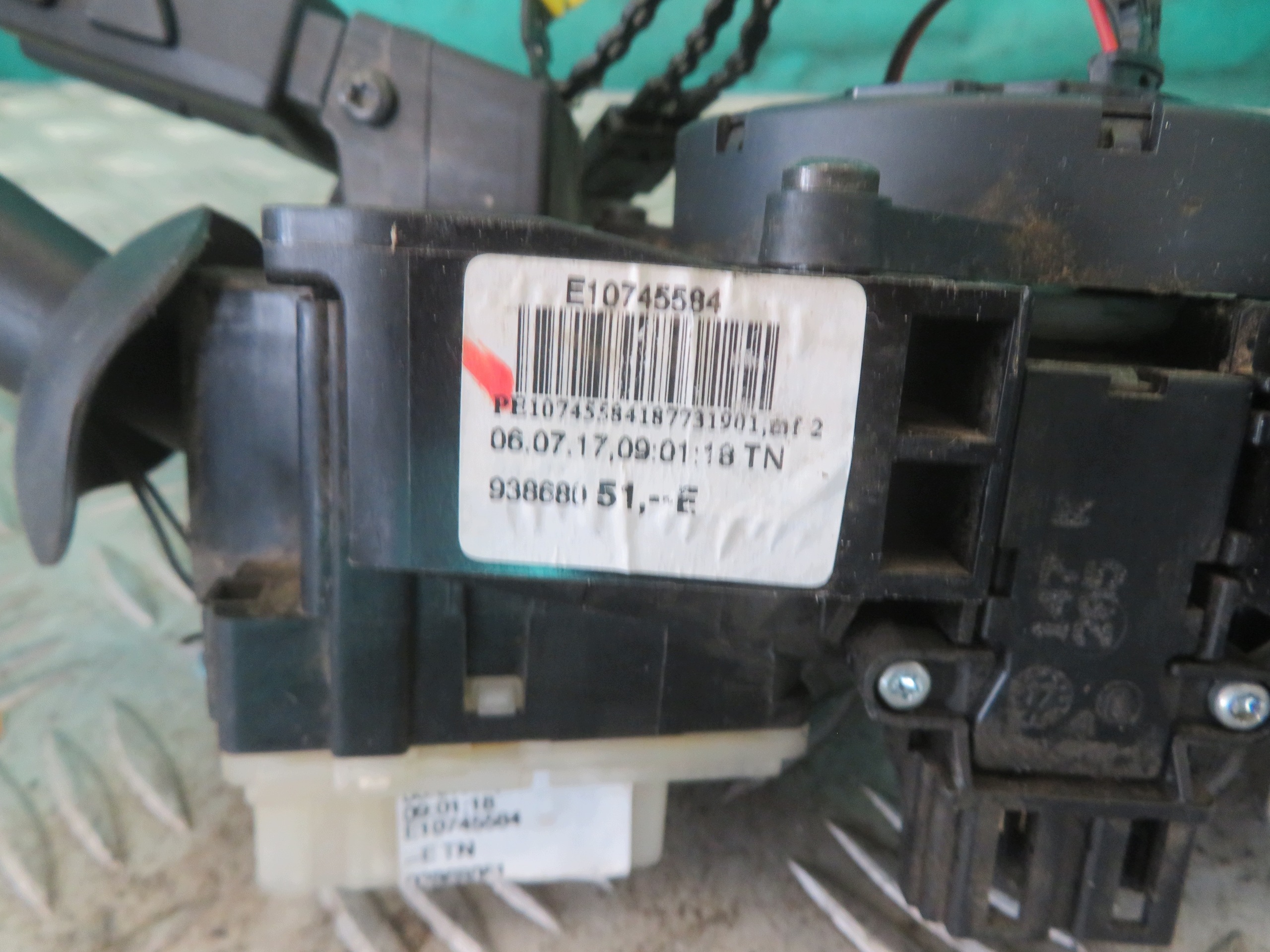 DEVIO LUCI TERGICRISTALLO TERGI RENAULT TRAFIC 17R 93868051