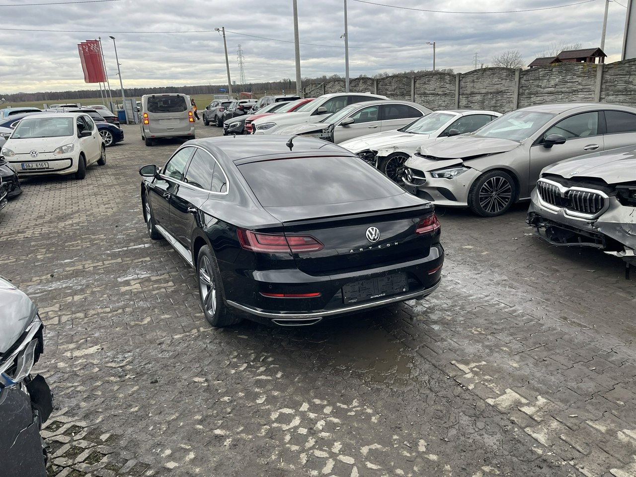 Volkswagen Arteon R-Line DSG Skóra Kamera Podgrz.