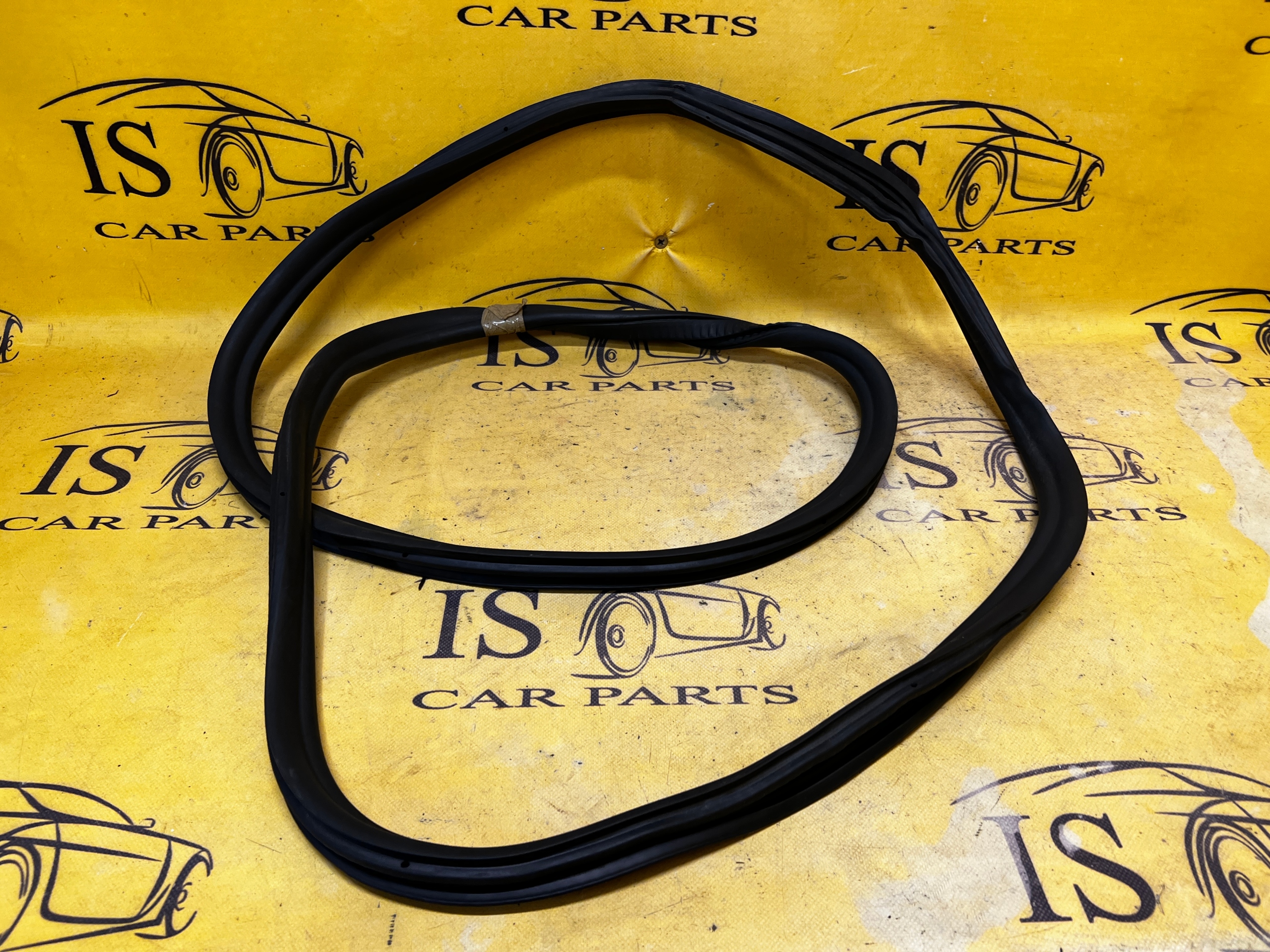 УПЛОТНИТЕЛЬ РЕЗИНА ДВЕРИ ЗАД. ЗАД. BMW 5 G30