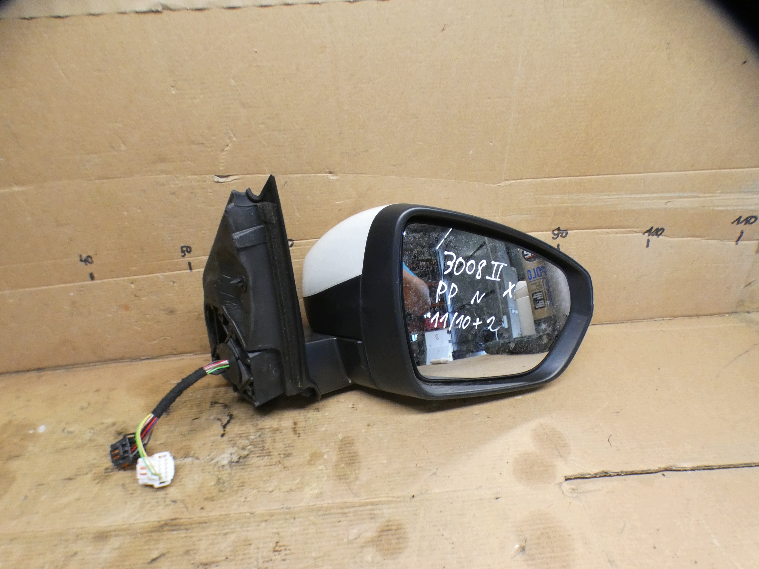 Peugeot 3008 II mirror right KWE 13 vertical