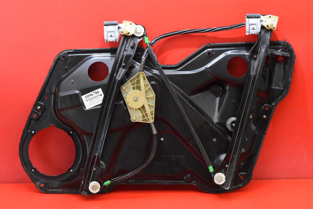 window regulator left front EU F005S00057 SEAT LEON 1 and HB 99-05
