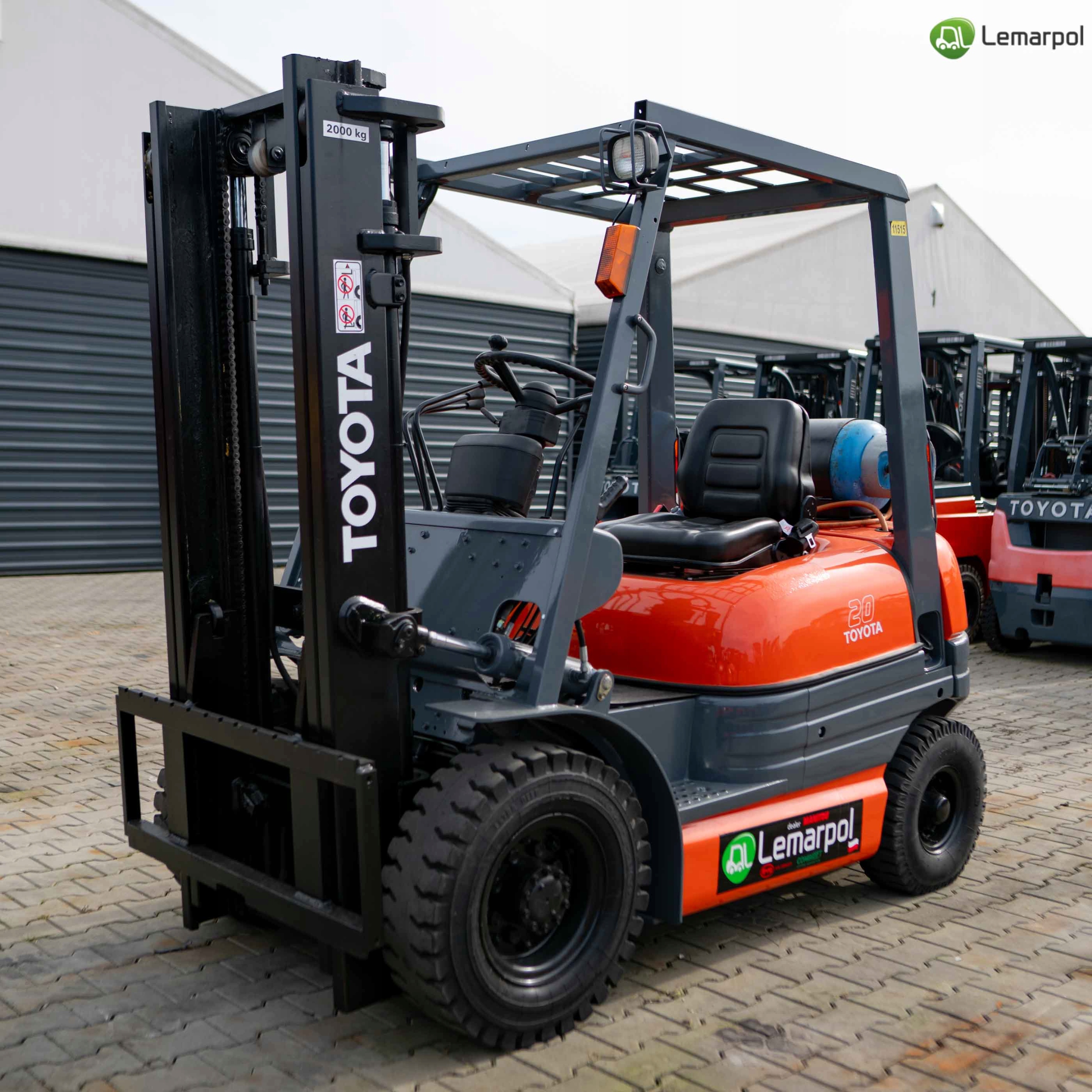 ВИЛОЧНЫЙ ПОГРУЗЧИК TOYOTA 6FG20-ГАРАНТИЯ