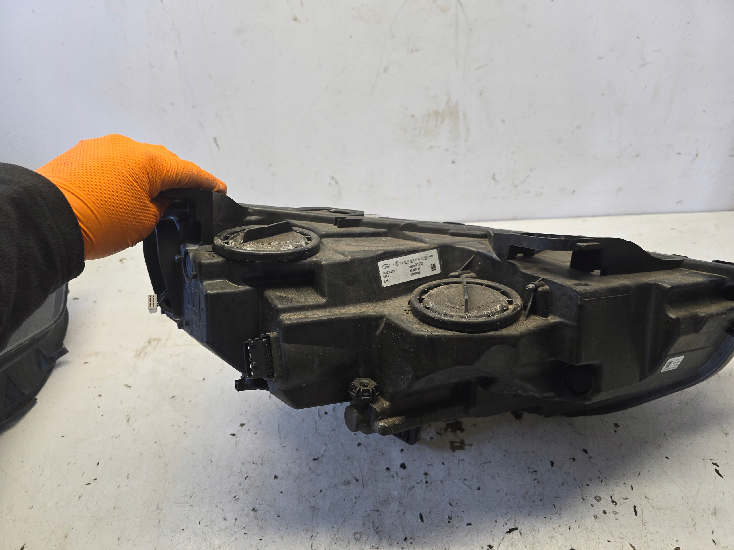 OPEL INSIGNIA B II REFLEKTOR light left front left front H7 ANGLIK