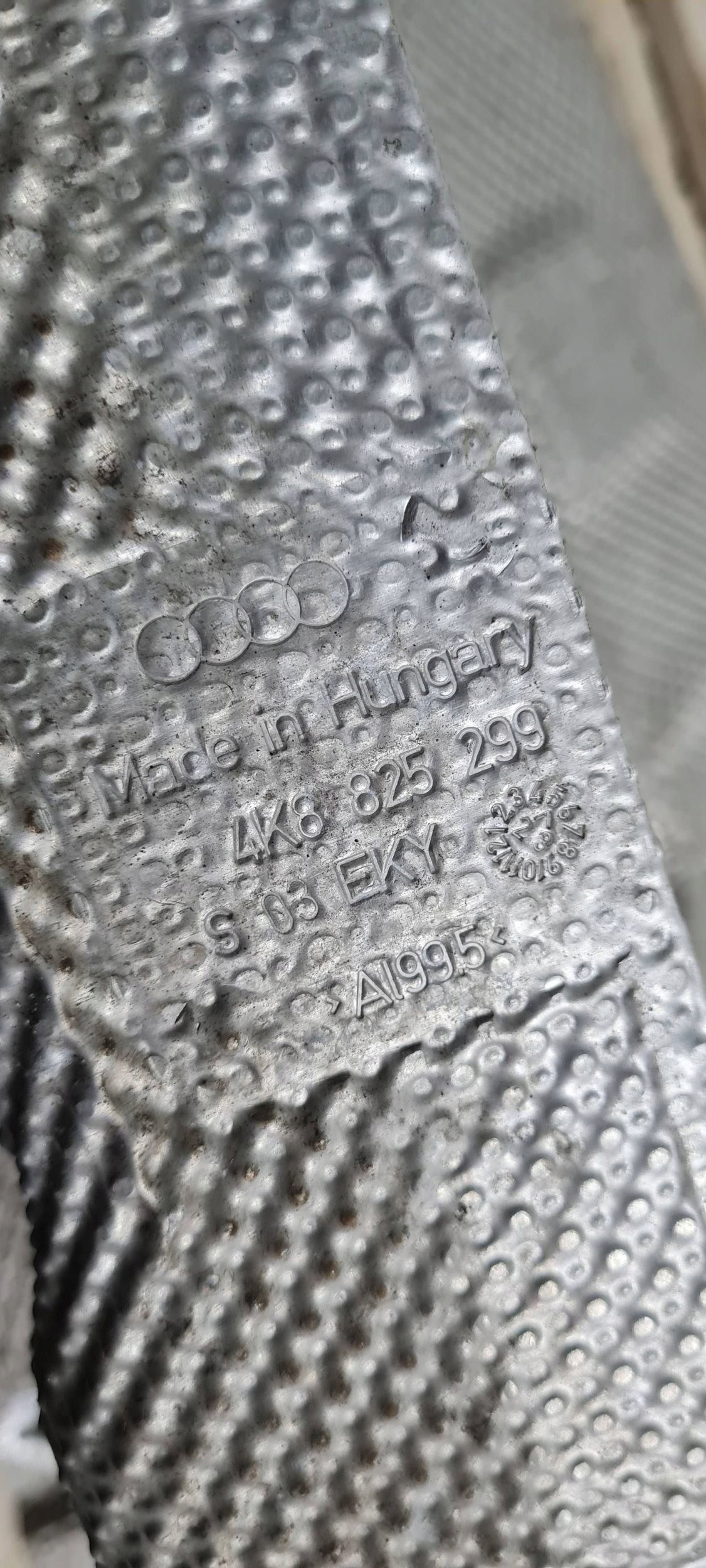 защита термичный Audi A6,A7,C8 4K8825299