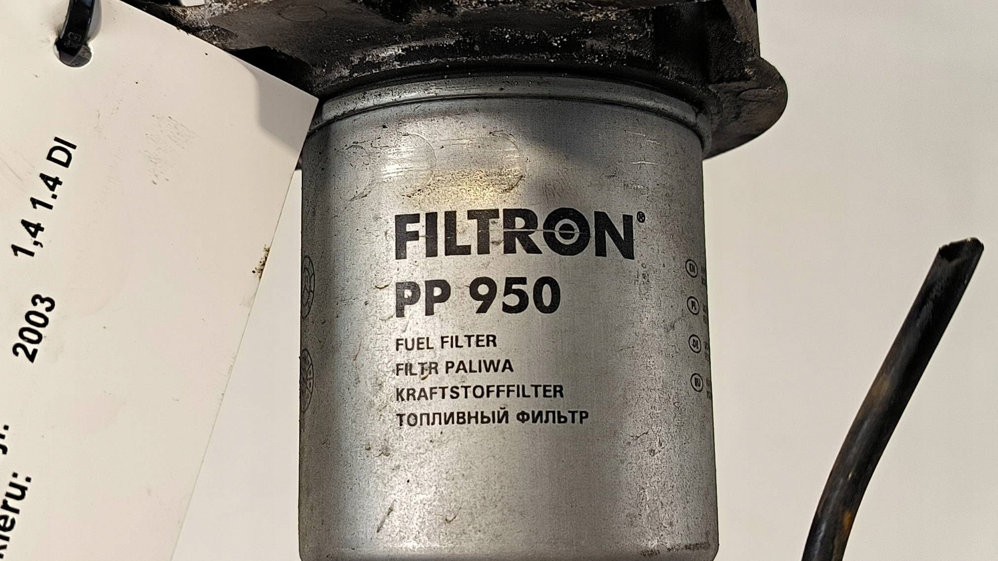 obal filtru TOYOTA YARIS a