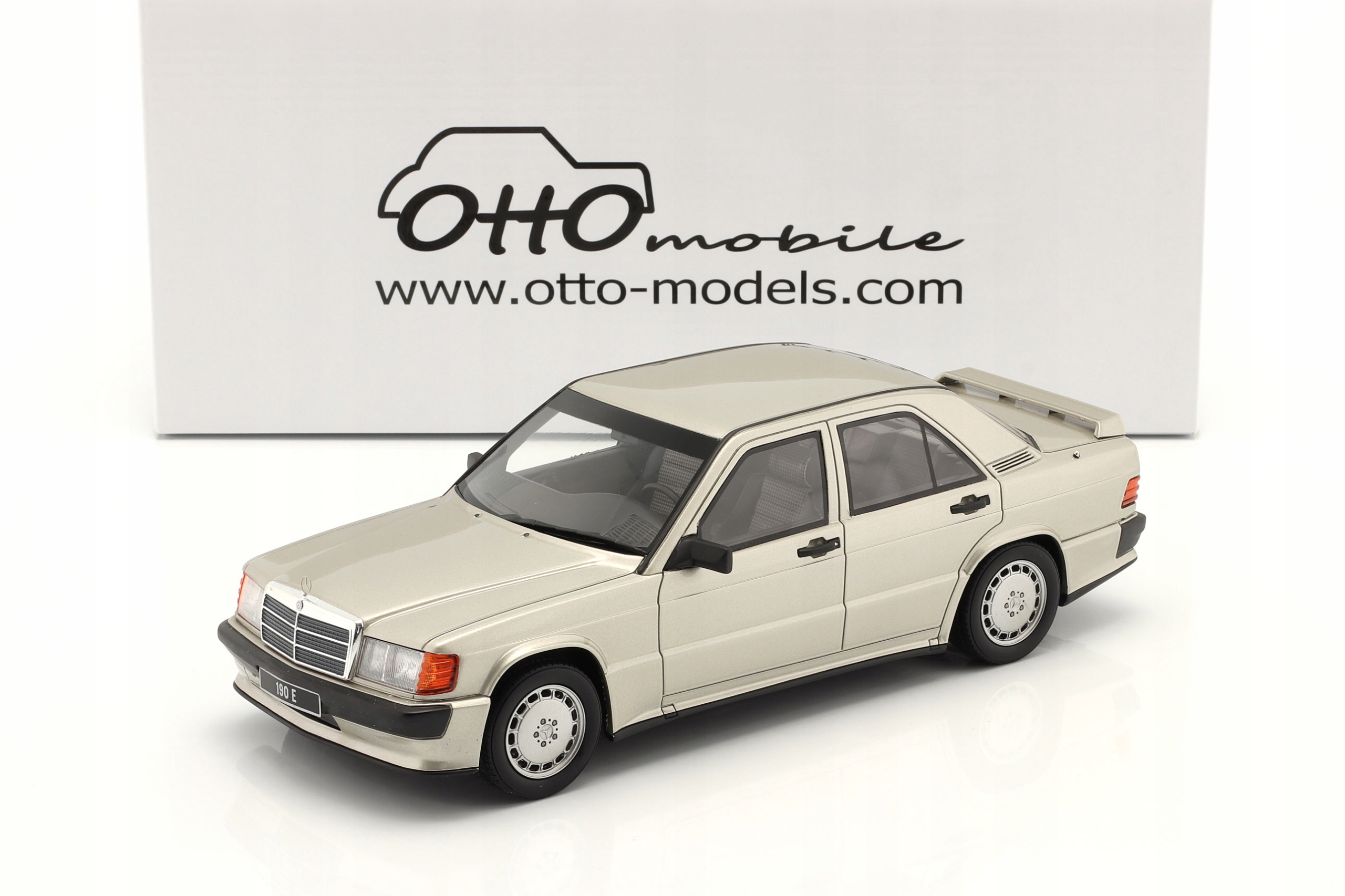 Otto Mercedes-benz 190E 2.5 16S (W201) 1988 1:18