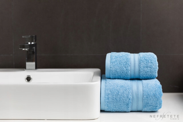 NEFRETETE Ręcznik 800 GSM bawełna egipska 70x130 Marka Nefretete