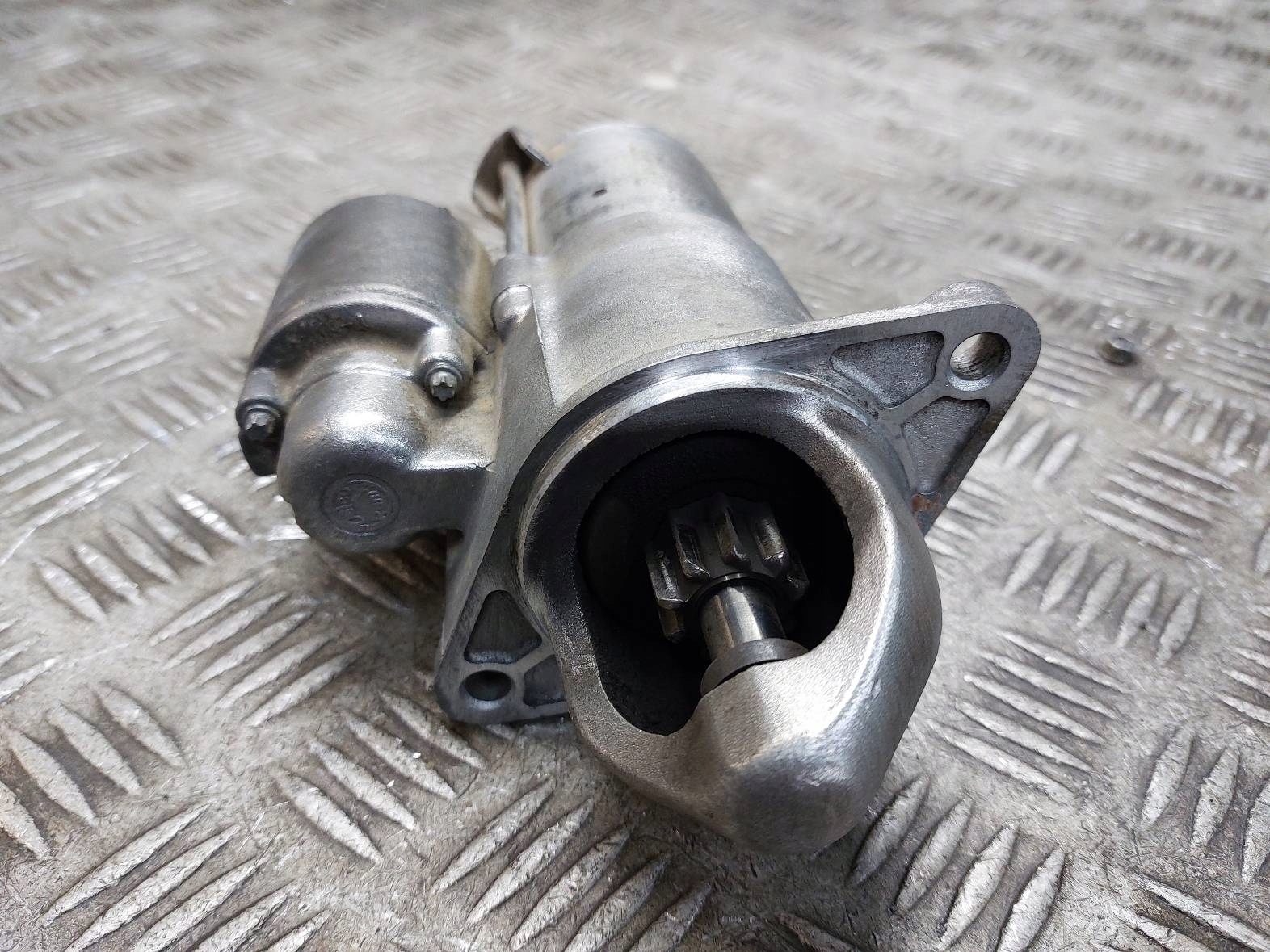 starter OPEL ASTRA H LIFT 55556092