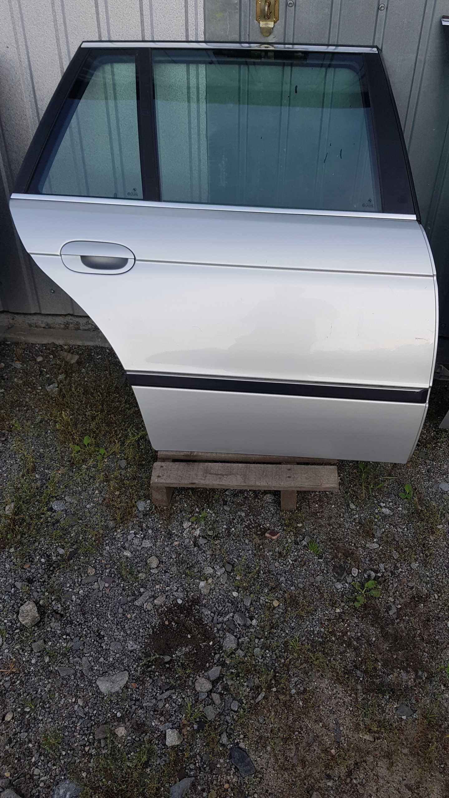 BMW 5 E39 Tür rechts heck KOMBI TOURING TITANSILBER